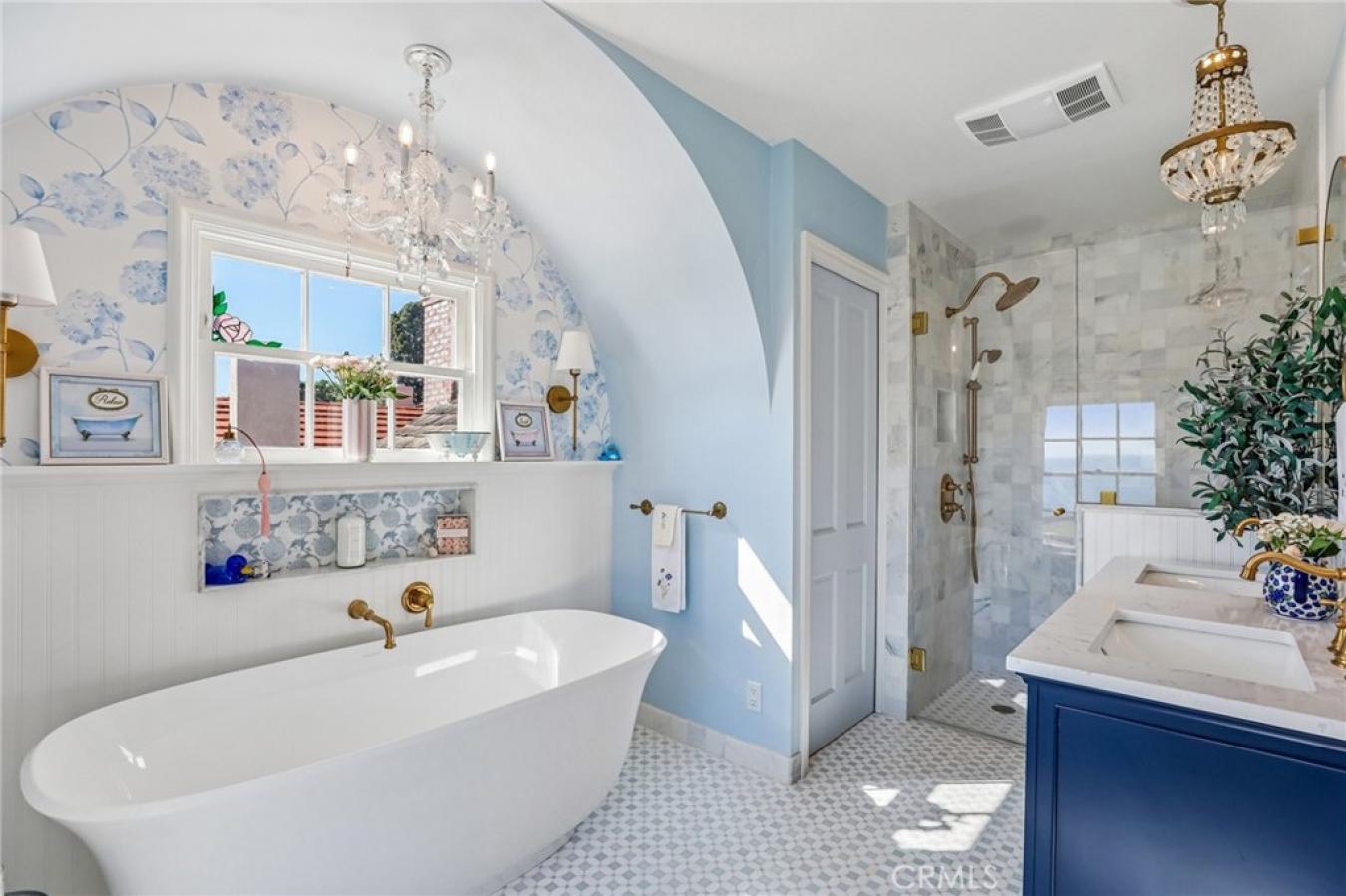 Palos Verdes Estates, Los Angeles, 90274, United States, 5 Bedrooms Bedrooms, ,3 BathroomsBathrooms,Residential,For Sale,2043738