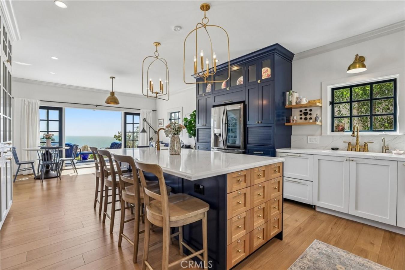 Palos Verdes Estates, Los Angeles, 90274, United States, 5 Bedrooms Bedrooms, ,3 BathroomsBathrooms,Residential,For Sale,2043738
