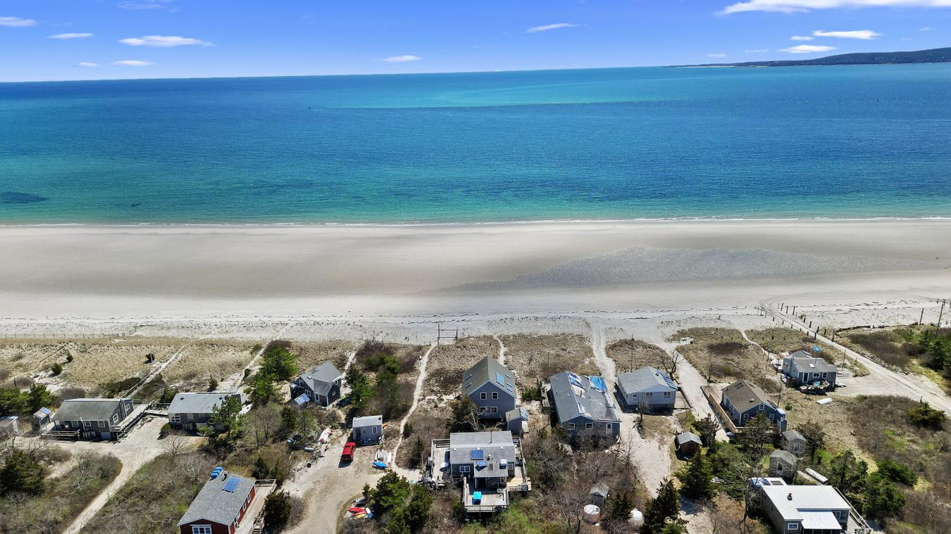 Plymouth, Plymouth, 02360, United States, 2 Bedrooms Bedrooms, ,1 BathroomBathrooms,Residential,For Sale,2044468