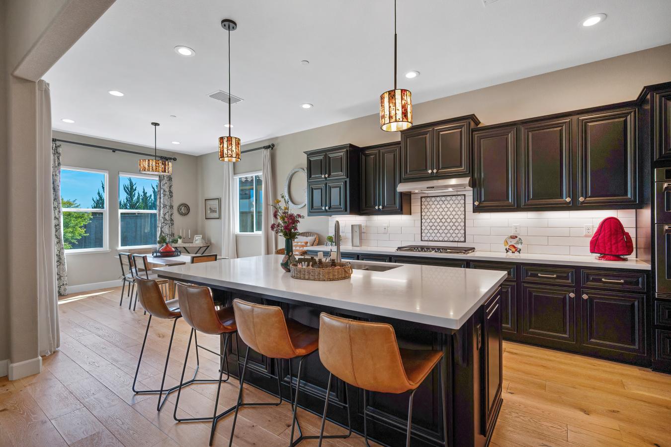 Lincoln, Placer, 95648, United States, 3 Bedrooms Bedrooms, ,2 BathroomsBathrooms,Residential,For Sale,2044097