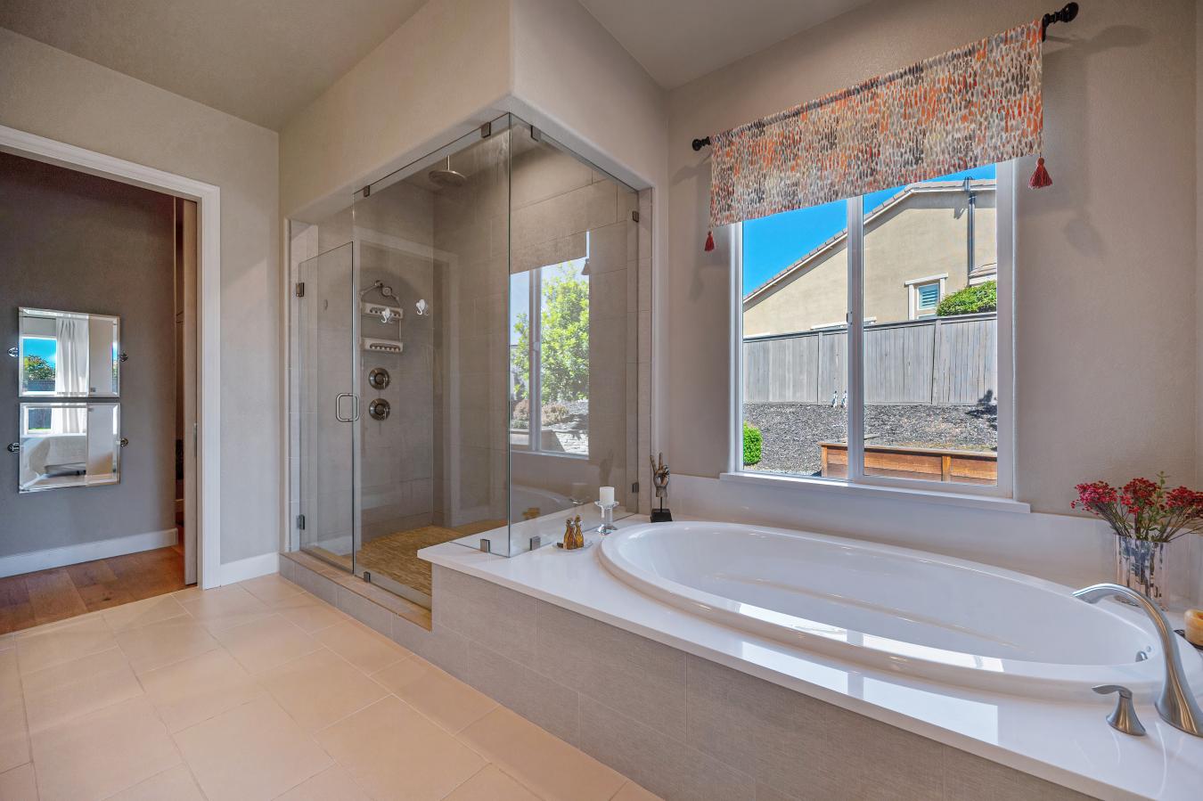 Lincoln, Placer, 95648, United States, 3 Bedrooms Bedrooms, ,2 BathroomsBathrooms,Residential,For Sale,2044097