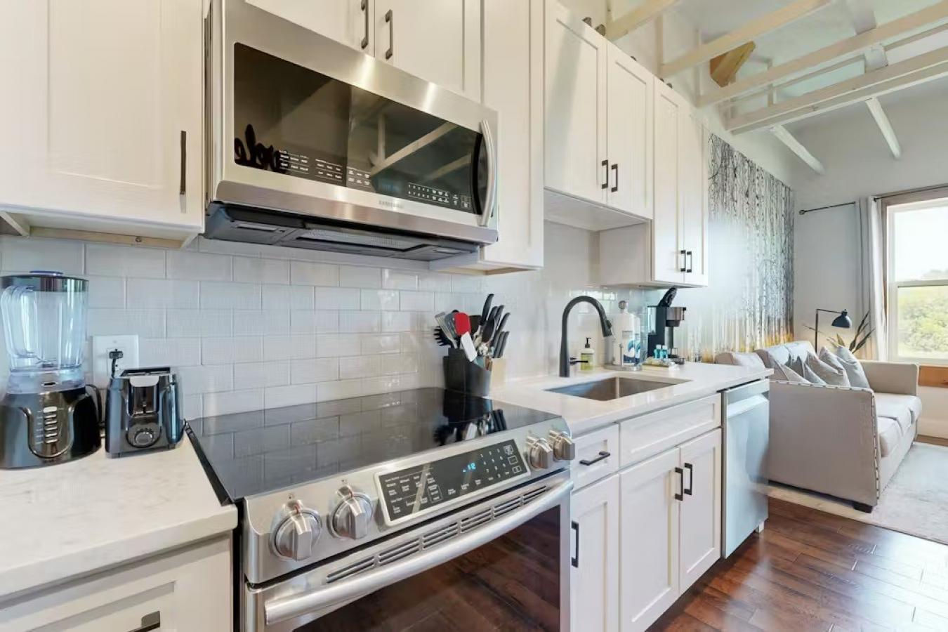 History meets modern urban living! Nashvilles most unique community, a – image 13