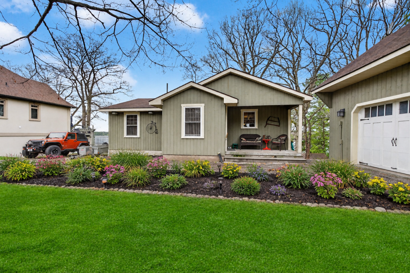 Mallorytown, Leeds & Grenville, K0E 1R0, Canada, 3 Bedrooms Bedrooms, ,2 BathroomsBathrooms,Residential,For Sale,2044093