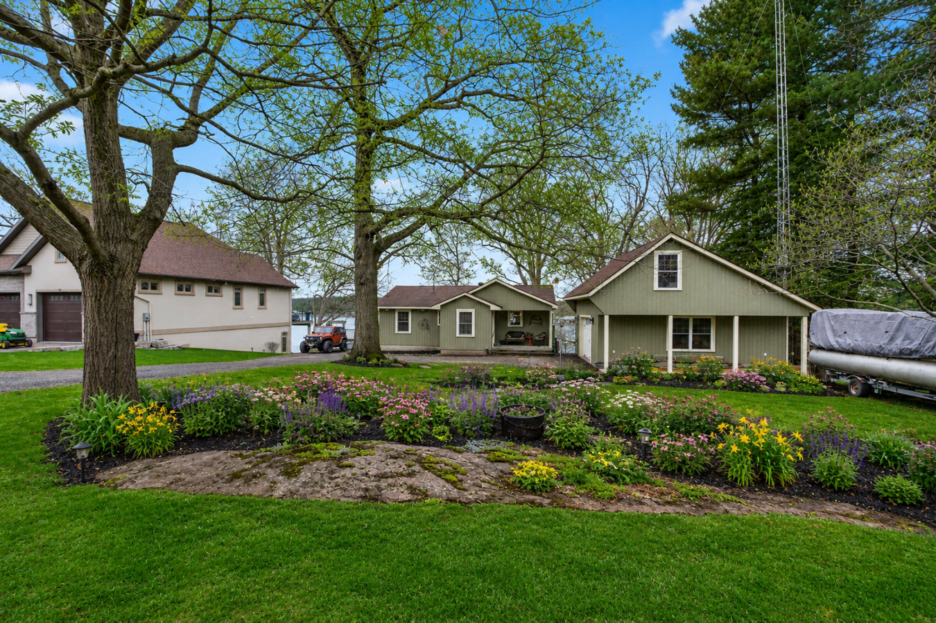 Mallorytown, Leeds & Grenville, K0E 1R0, Canada, 3 Bedrooms Bedrooms, ,2 BathroomsBathrooms,Residential,For Sale,2044093
