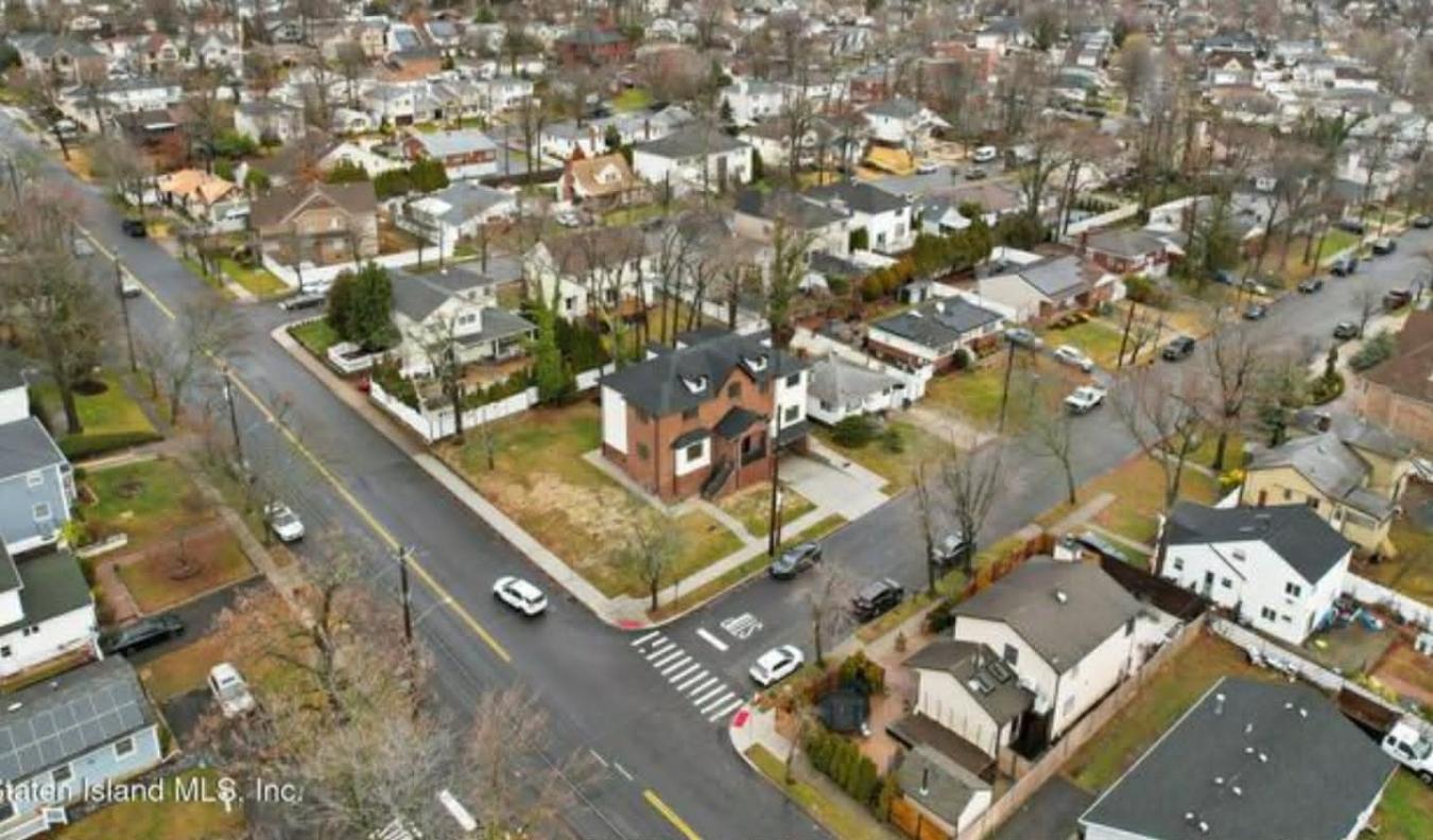 Staten Island, Richmond, 10312, United States, 4 Bedrooms Bedrooms, ,4 BathroomsBathrooms,Residential,For Sale,2045591