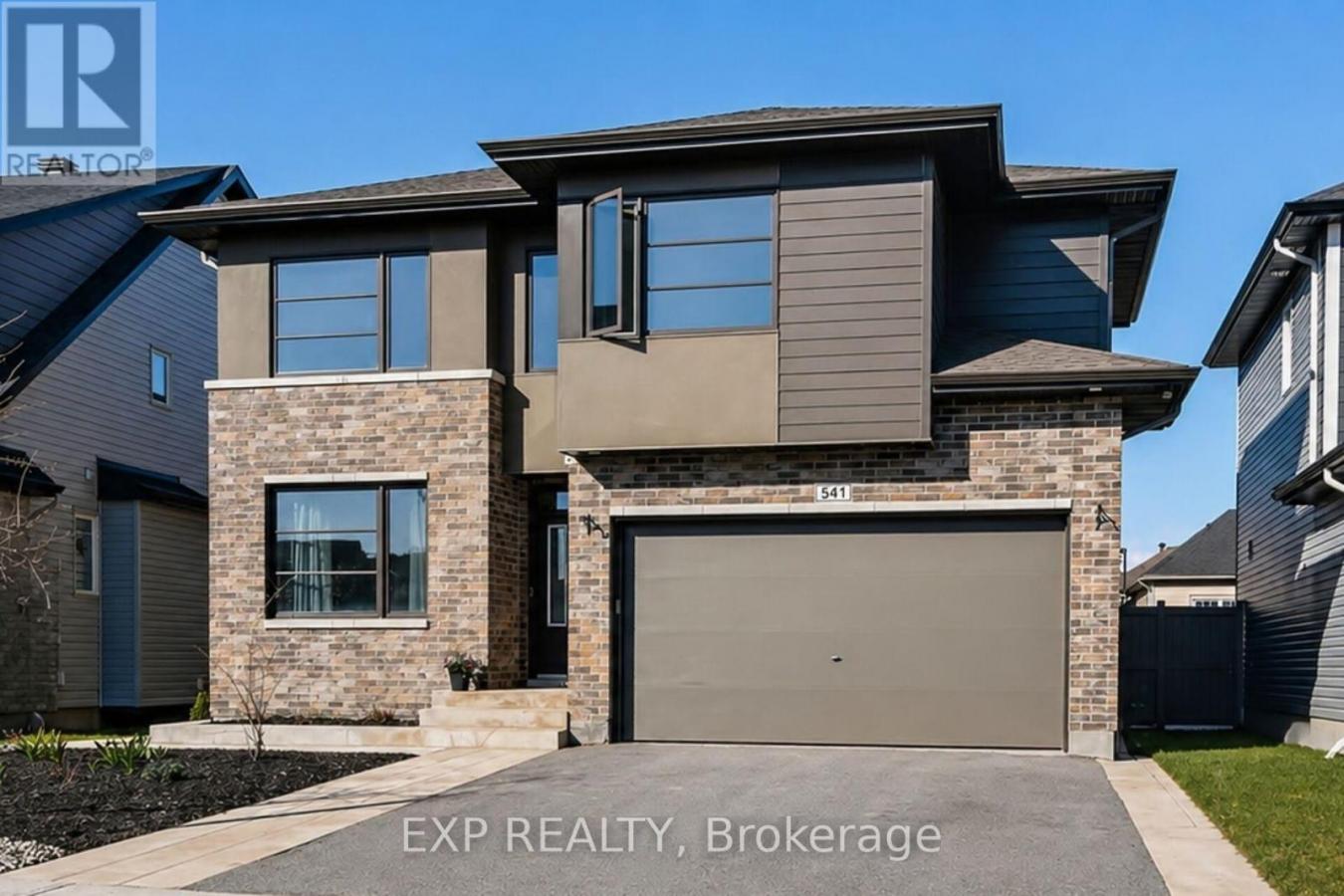 Ottawa, ON, K2V0C6, Canada, ,3 BathroomsBathrooms,Residential,For Sale,2044092
