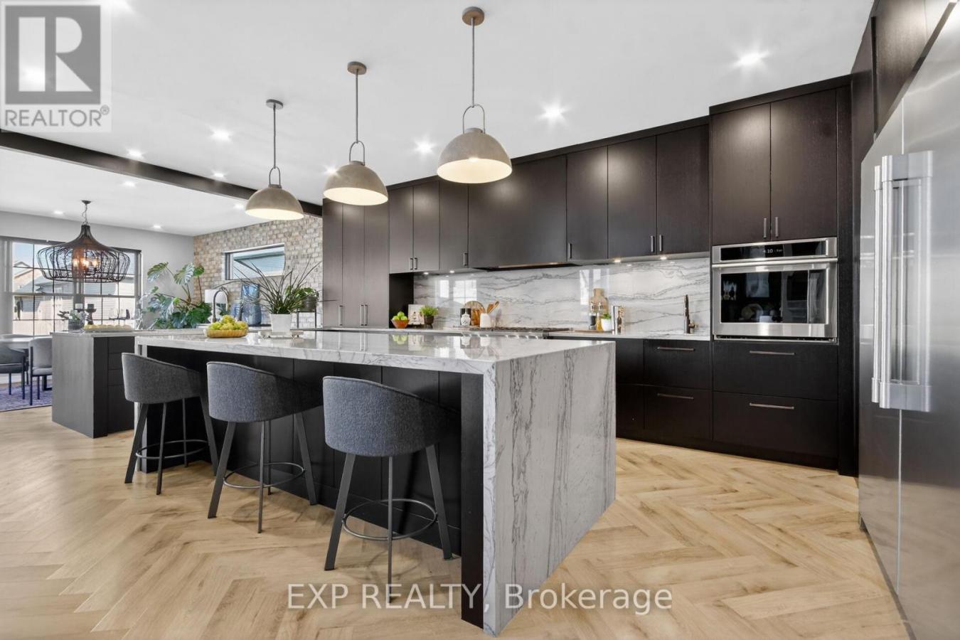 Ottawa, ON, K2V0C6, Canada, ,3 BathroomsBathrooms,Residential,For Sale,2044092