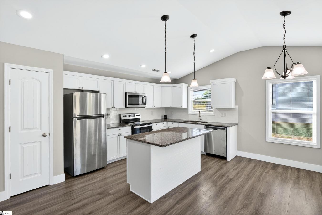Welcome to 420 Cemetery Road in Cowpens, where comfort, style, and sma – image 17