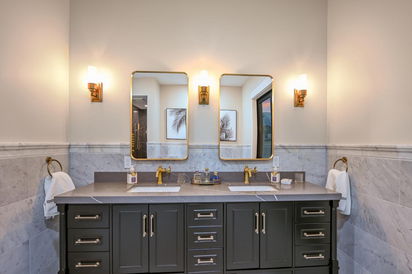 Palmetto, Manatee, 34221, United States, 4 Bedrooms Bedrooms, ,3 BathroomsBathrooms,Residential,For Sale,2044089