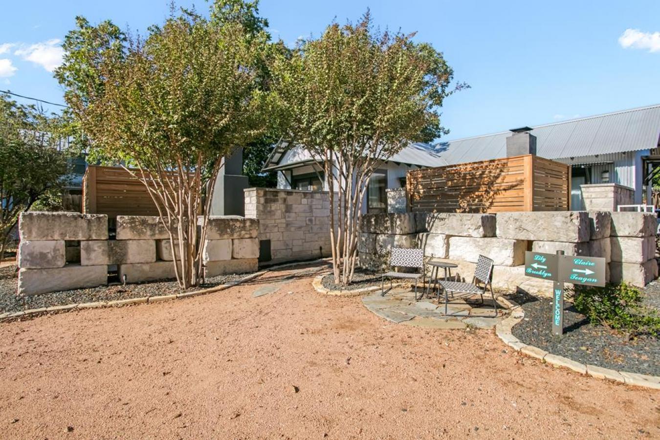 Fredericksburg, Gillespie, 78624, United States, 4 Bedrooms Bedrooms, ,4 BathroomsBathrooms,Residential,For Sale,2044088