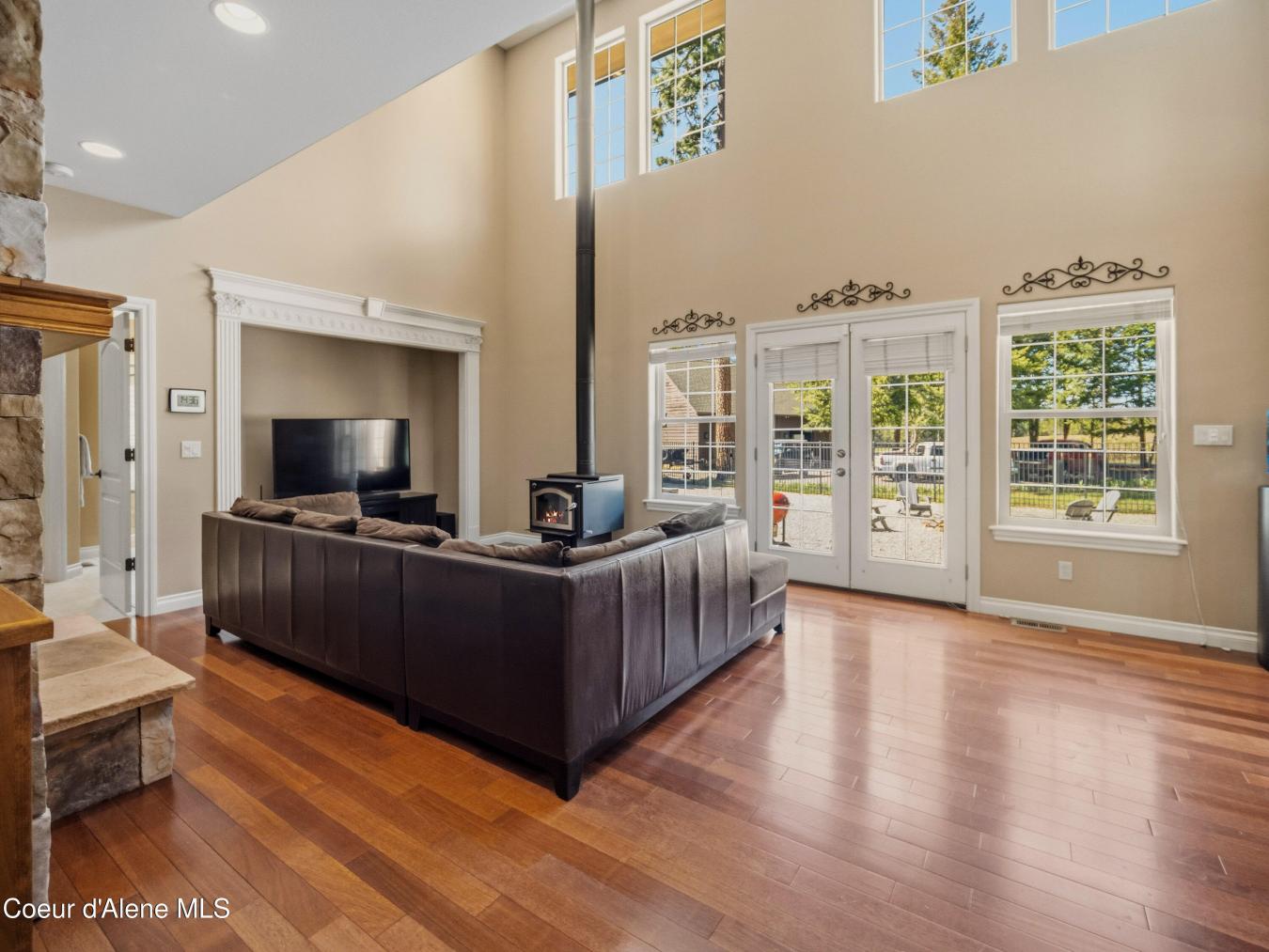 Hayden, Kootenai, 83835, United States, 3 Bedrooms Bedrooms, ,2 BathroomsBathrooms,Residential,For Sale,2044086