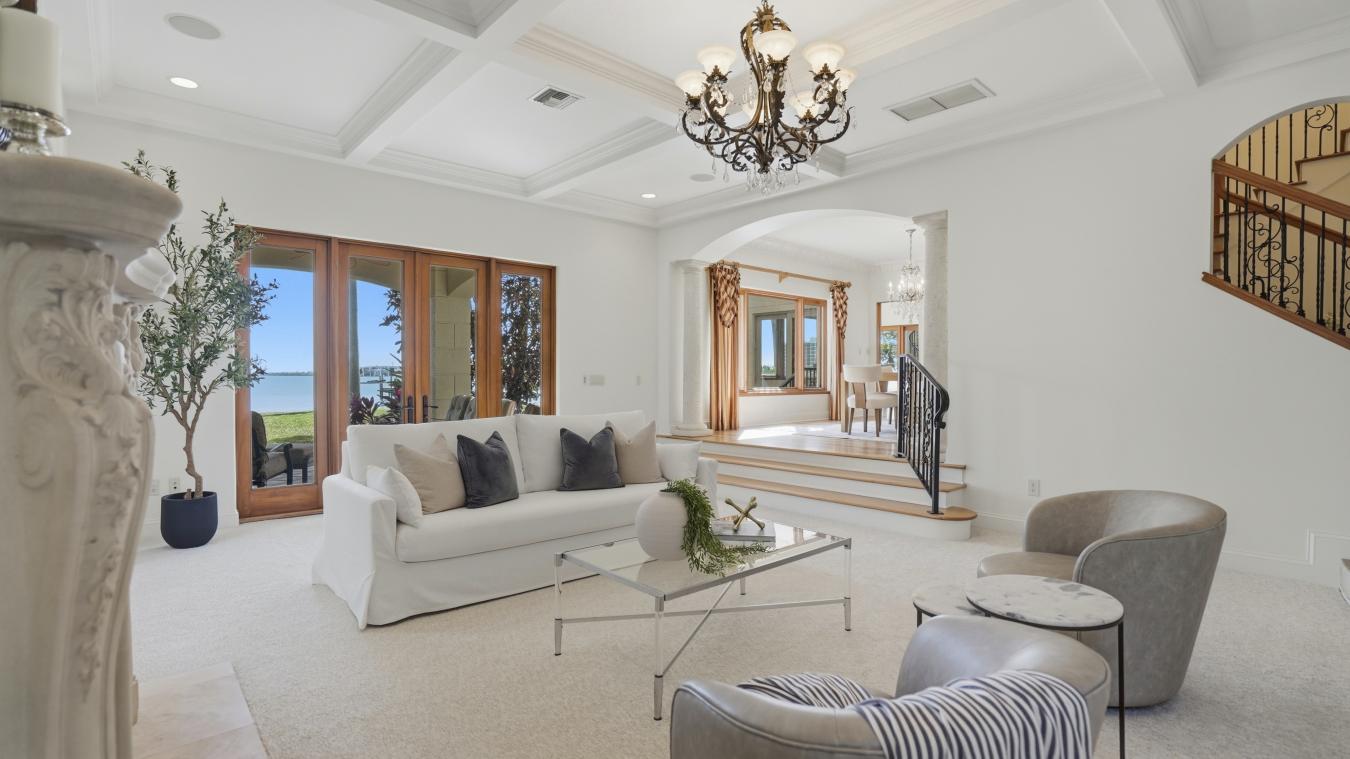 Saint Petersburg, Florida, 33712, United States, 5 Bedrooms Bedrooms, ,5 BathroomsBathrooms,Residential,For Sale,2044085
