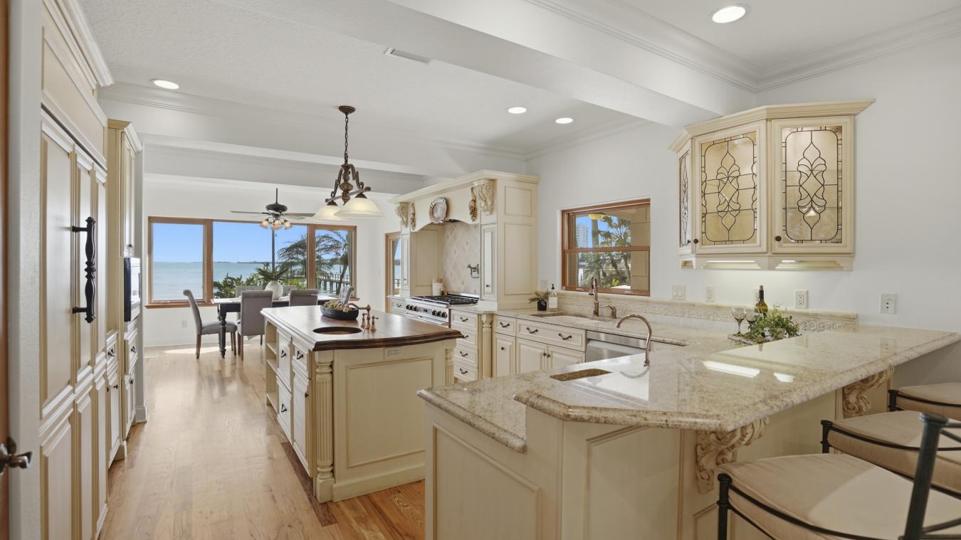 Saint Petersburg, Florida, 33712, United States, 5 Bedrooms Bedrooms, ,5 BathroomsBathrooms,Residential,For Sale,2044085