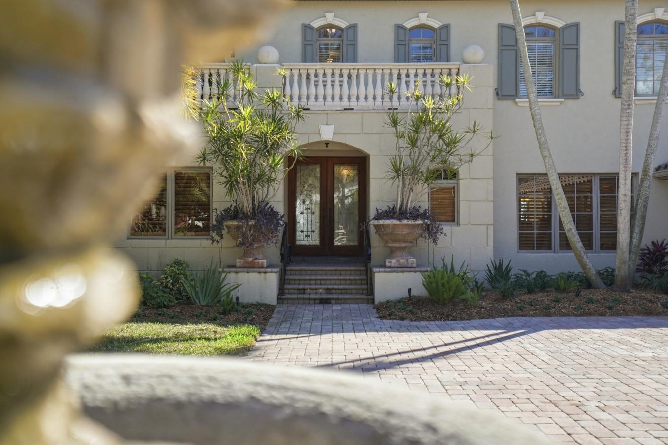 Saint Petersburg, Florida, 33712, United States, 5 Bedrooms Bedrooms, ,5 BathroomsBathrooms,Residential,For Sale,2044085