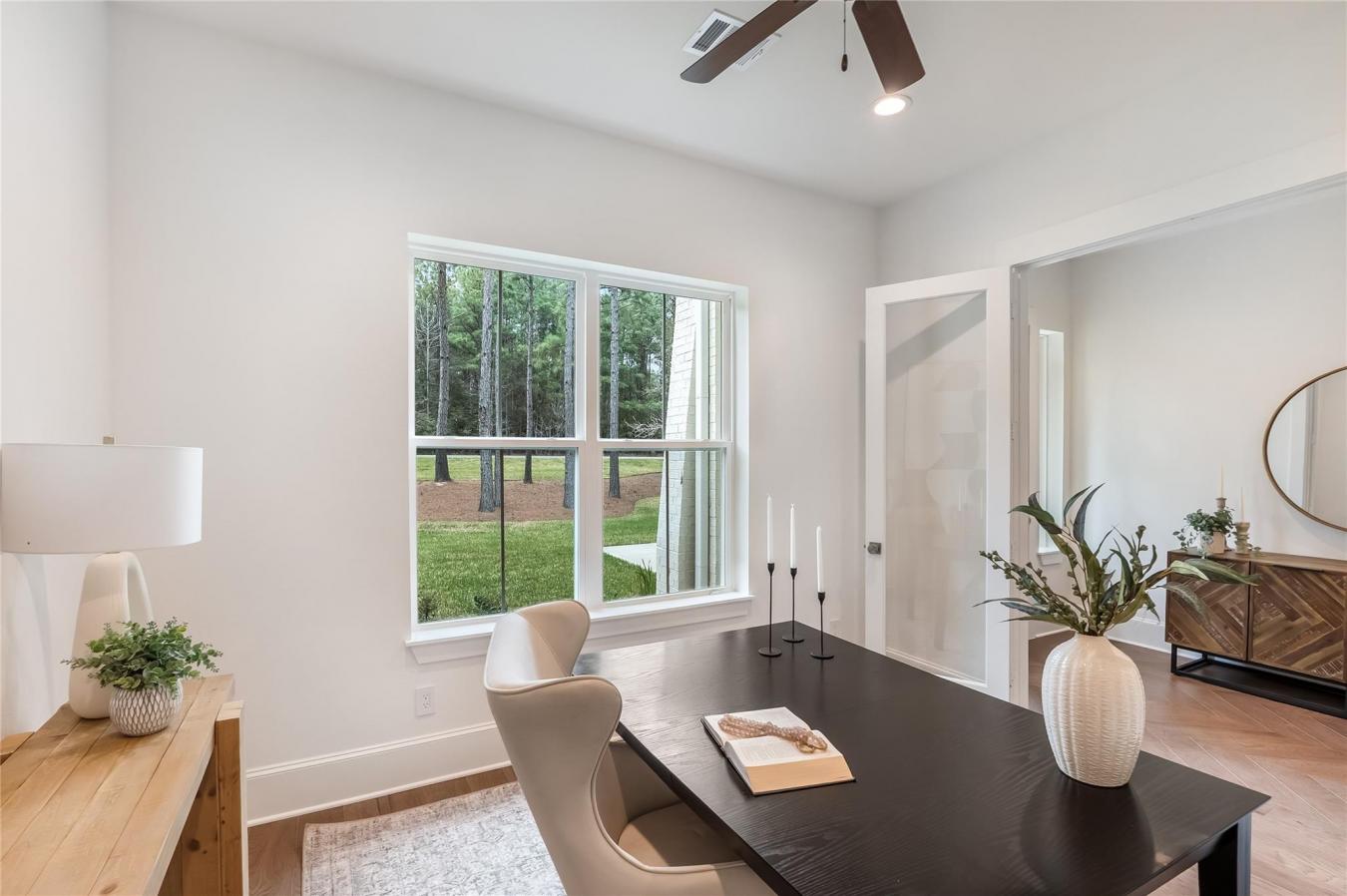 Huntsville, Walker, 77340, United States, 4 Bedrooms Bedrooms, ,4 BathroomsBathrooms,Residential,For Sale,2044464