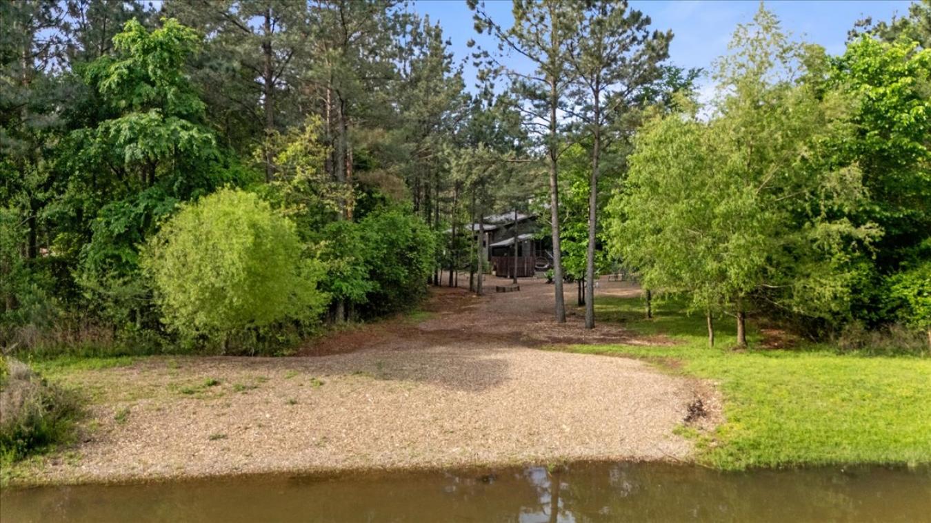 Broken Bow, McCurtain, 74728, United States, 5 Bedrooms Bedrooms, ,5 BathroomsBathrooms,Residential,For Sale,2044458