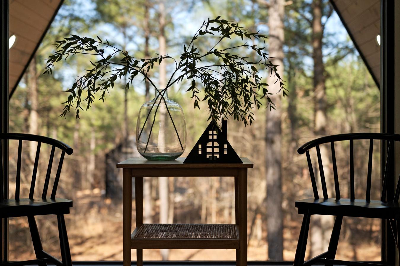 Broken Bow, McCurtain, 74728, United States, 3 Bedrooms Bedrooms, ,3 BathroomsBathrooms,Residential,For Sale,2044456