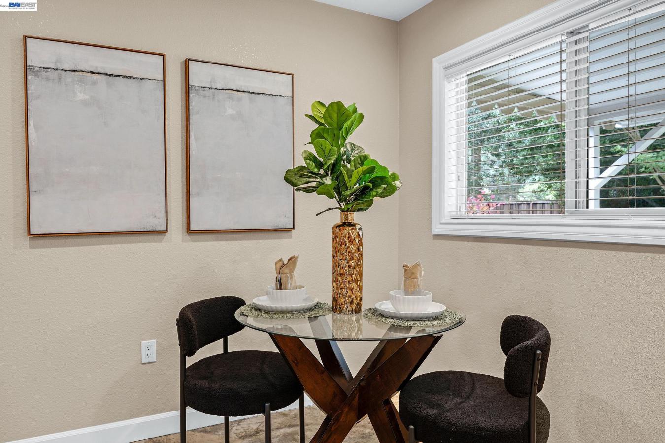 Walnut Creek, Contra Costa, 94595, United States, 3 Bedrooms Bedrooms, ,2 BathroomsBathrooms,Residential,For Sale,2044455