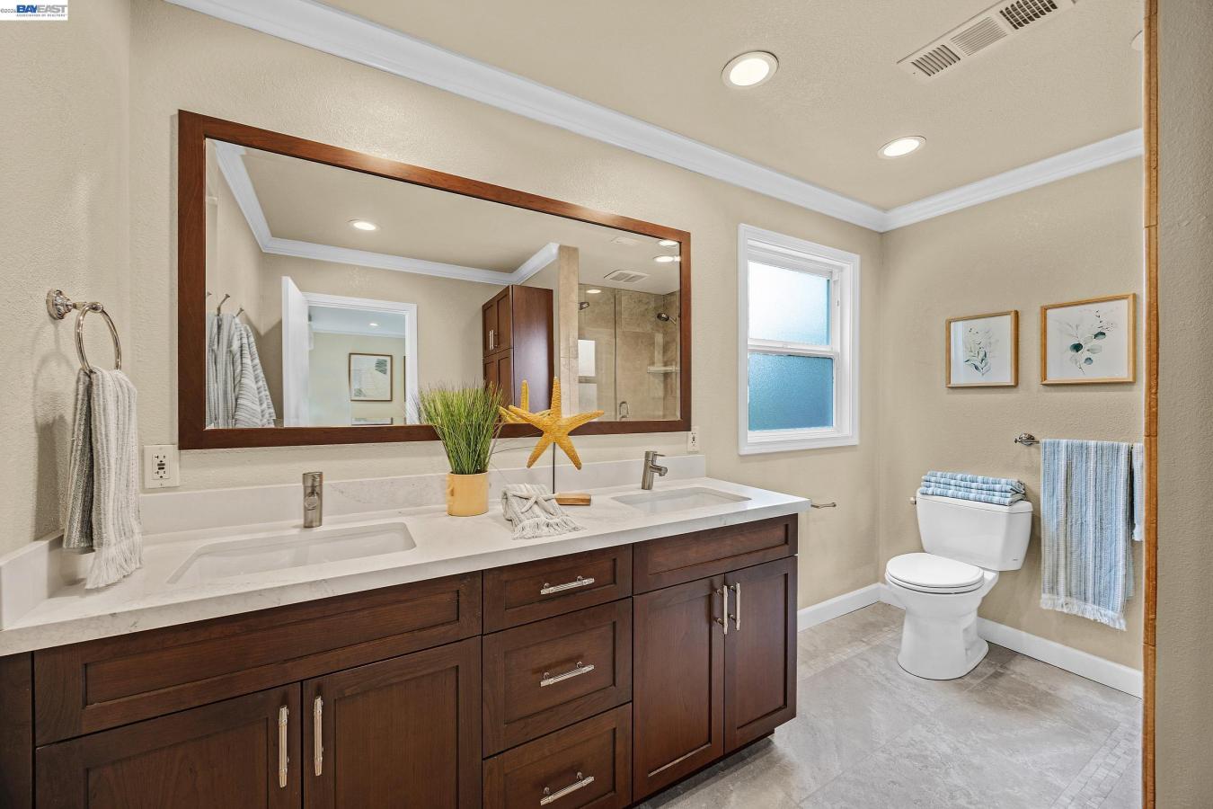 Walnut Creek, Contra Costa, 94595, United States, 3 Bedrooms Bedrooms, ,2 BathroomsBathrooms,Residential,For Sale,2044455