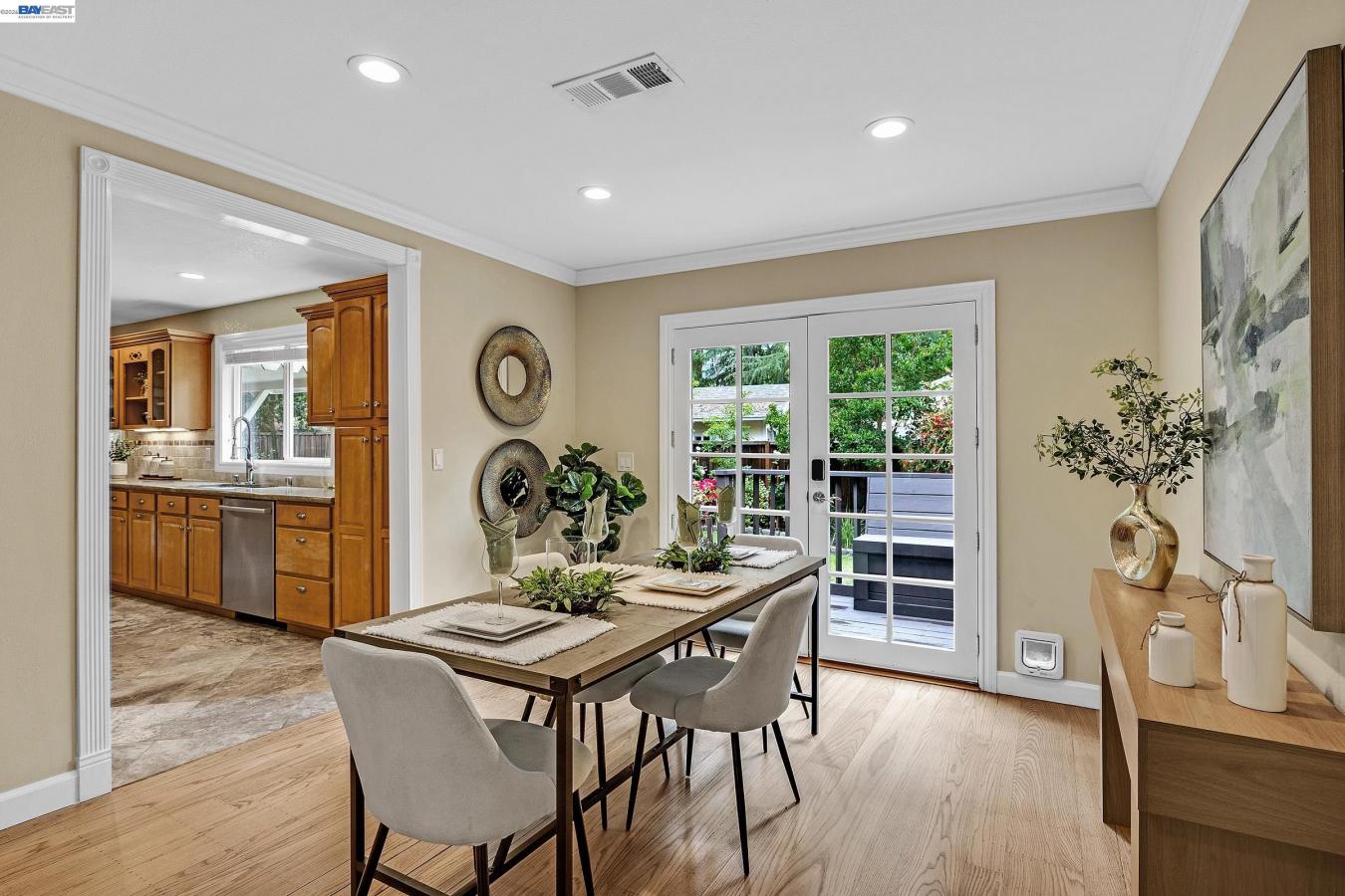 Walnut Creek, Contra Costa, 94595, United States, 3 Bedrooms Bedrooms, ,2 BathroomsBathrooms,Residential,For Sale,2044455