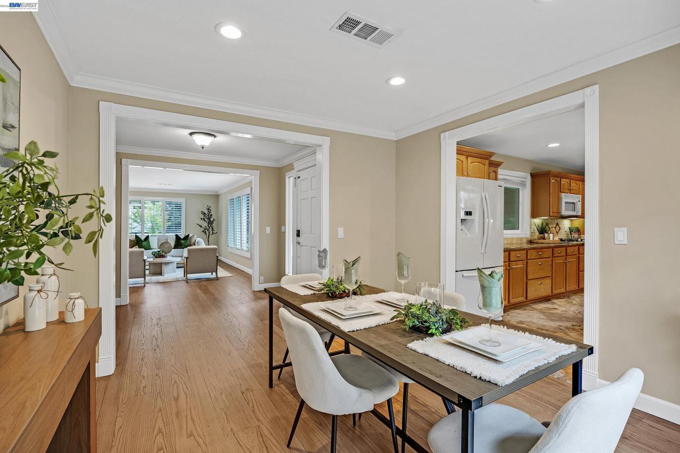 Walnut Creek, Contra Costa, 94595, United States, 3 Bedrooms Bedrooms, ,2 BathroomsBathrooms,Residential,For Sale,2044455