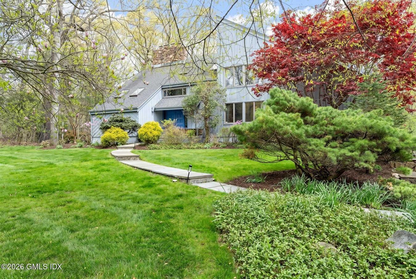 Cos Cob, Connecticut, 06807, United States, 5 Bedrooms Bedrooms, ,3 BathroomsBathrooms,Residential,For Sale,2044452
