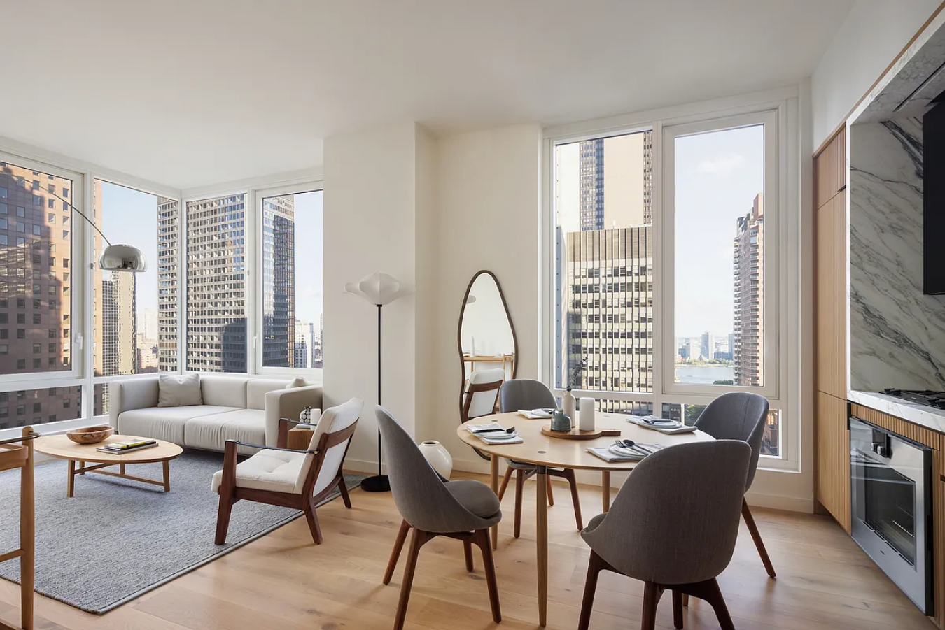 New York, New York, 10017, United States, 2 Bedrooms Bedrooms, ,2 BathroomsBathrooms,Residential,For Sale,2044451