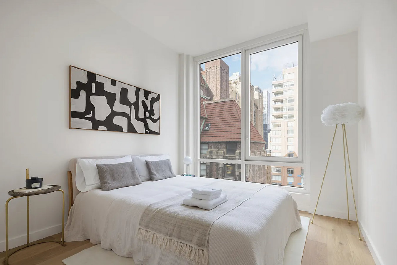 New York, New York, 10017, United States, 2 Bedrooms Bedrooms, ,2 BathroomsBathrooms,Residential,For Sale,2044451