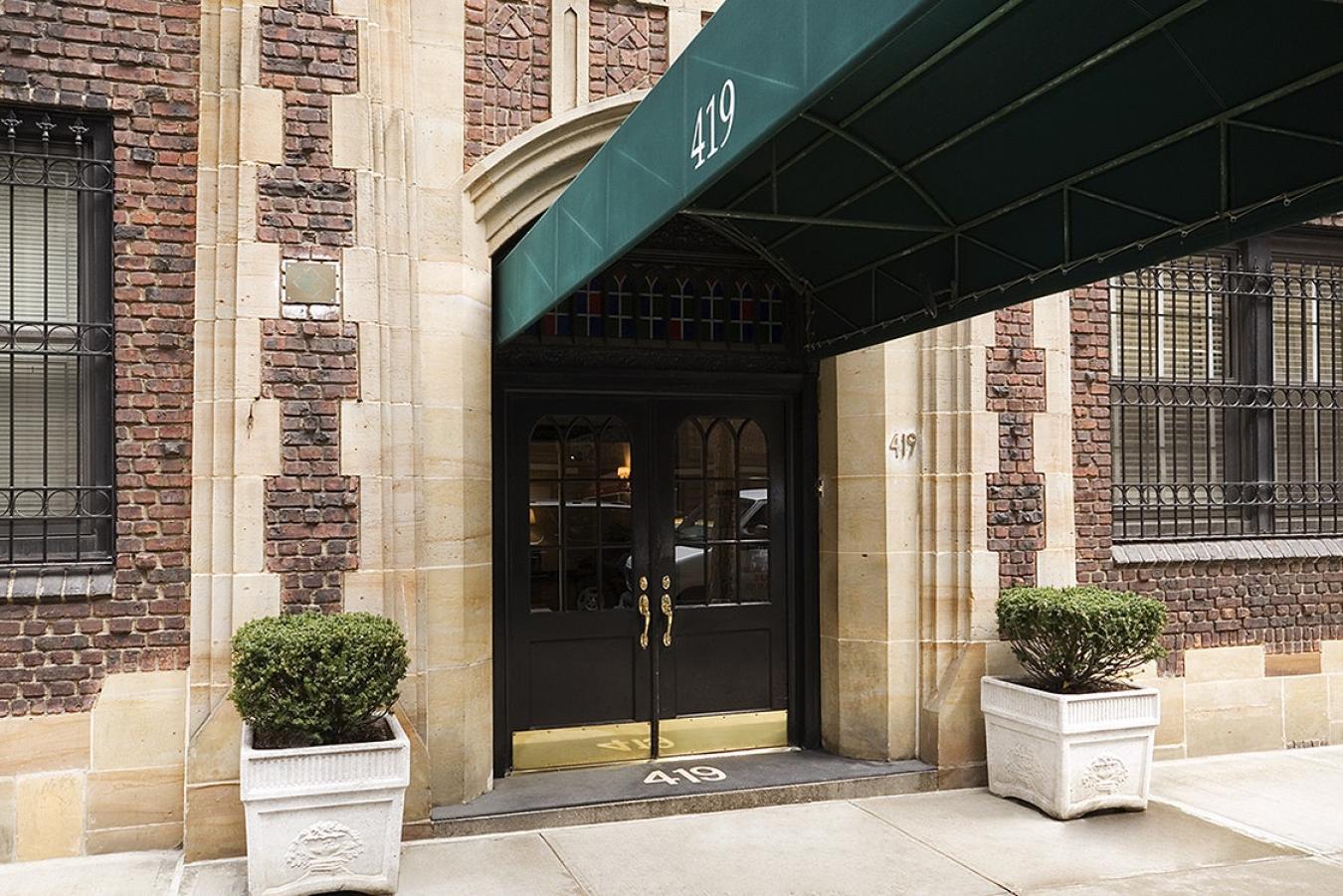 New York, New York, 10022, United States, 2 Bedrooms Bedrooms, ,2 BathroomsBathrooms,Residential,For Sale,2044450