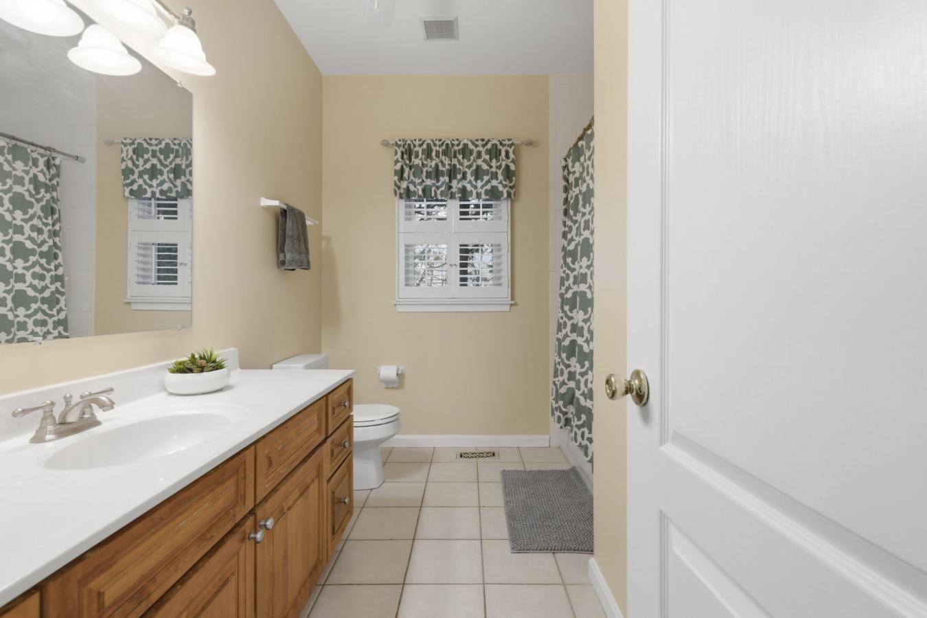 BEL AIR, HARFORD, 21015, United States, 5 Bedrooms Bedrooms, ,4 BathroomsBathrooms,Residential,For Sale,2044444