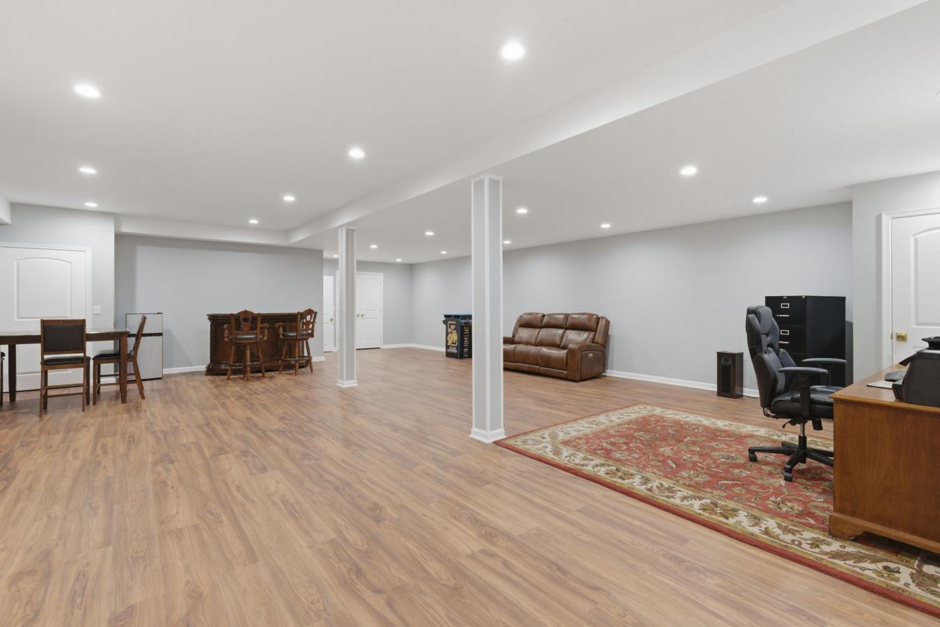 BEL AIR, HARFORD, 21015, United States, 5 Bedrooms Bedrooms, ,4 BathroomsBathrooms,Residential,For Sale,2044444
