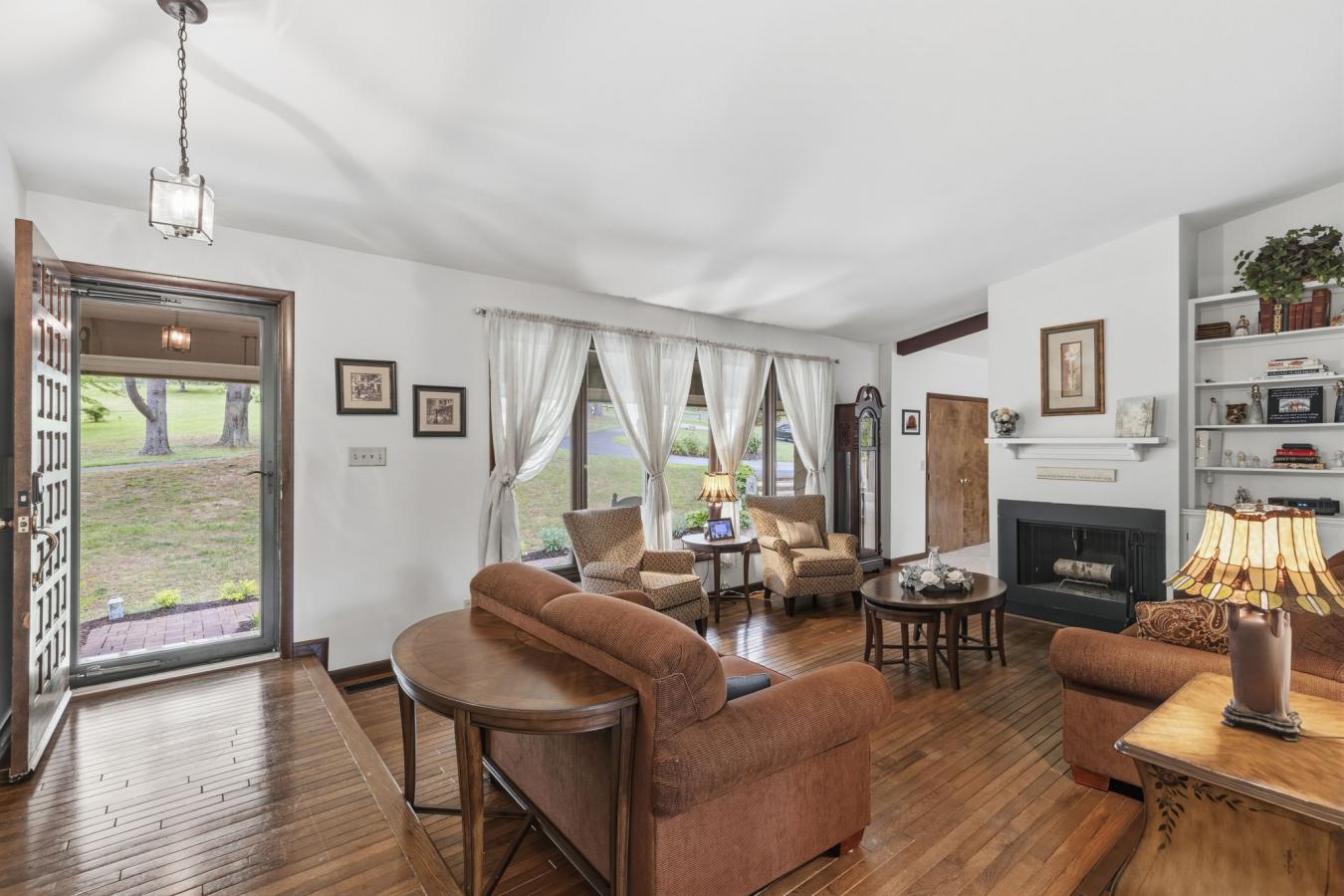 WHITE HALL, BALTIMORE, 21161, United States, 4 Bedrooms Bedrooms, ,3 BathroomsBathrooms,Residential,For Sale,2044443