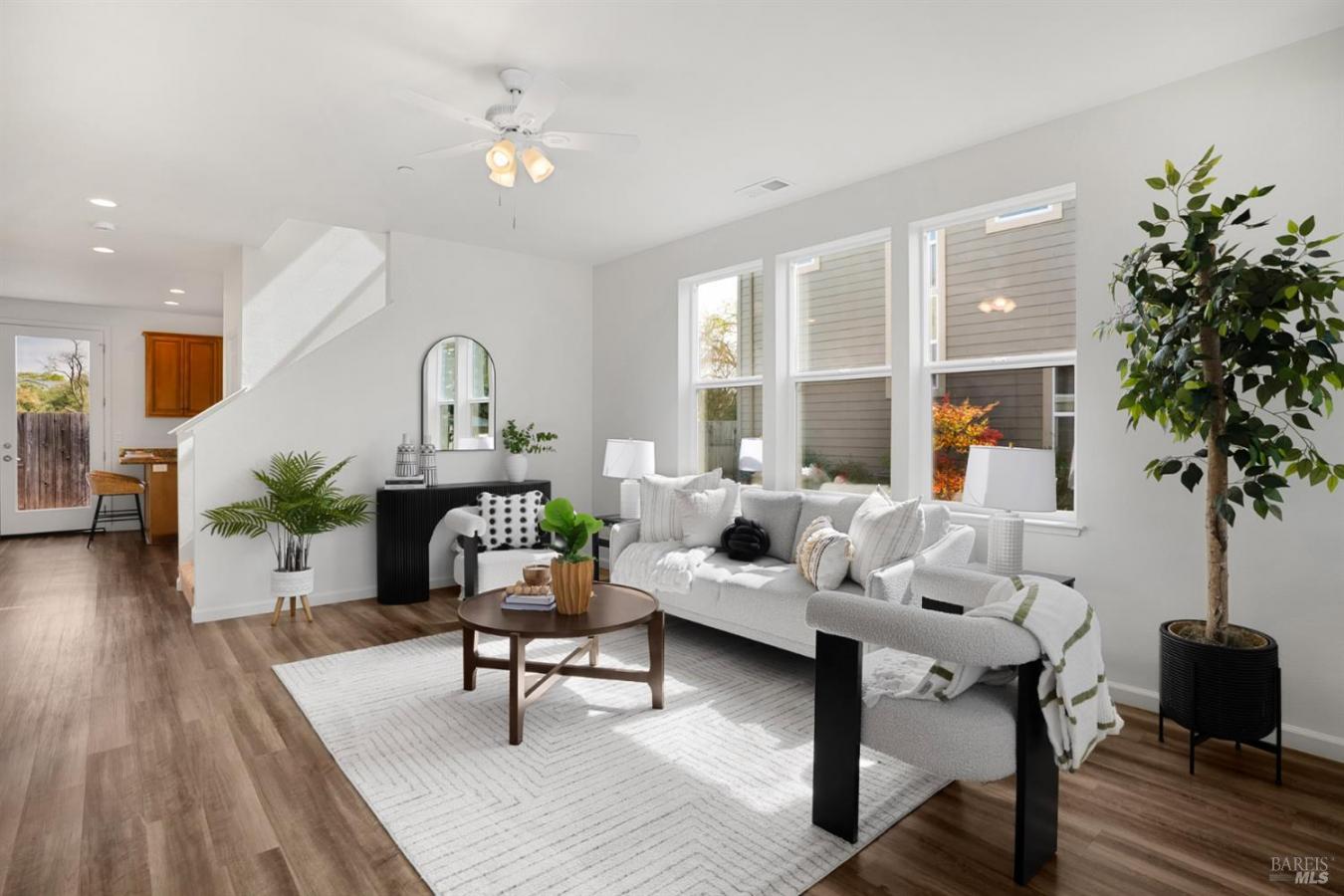 Santa Rosa, Sonoma, 95403, United States, 4 Bedrooms Bedrooms, ,2 BathroomsBathrooms,Residential,For Sale,2044434