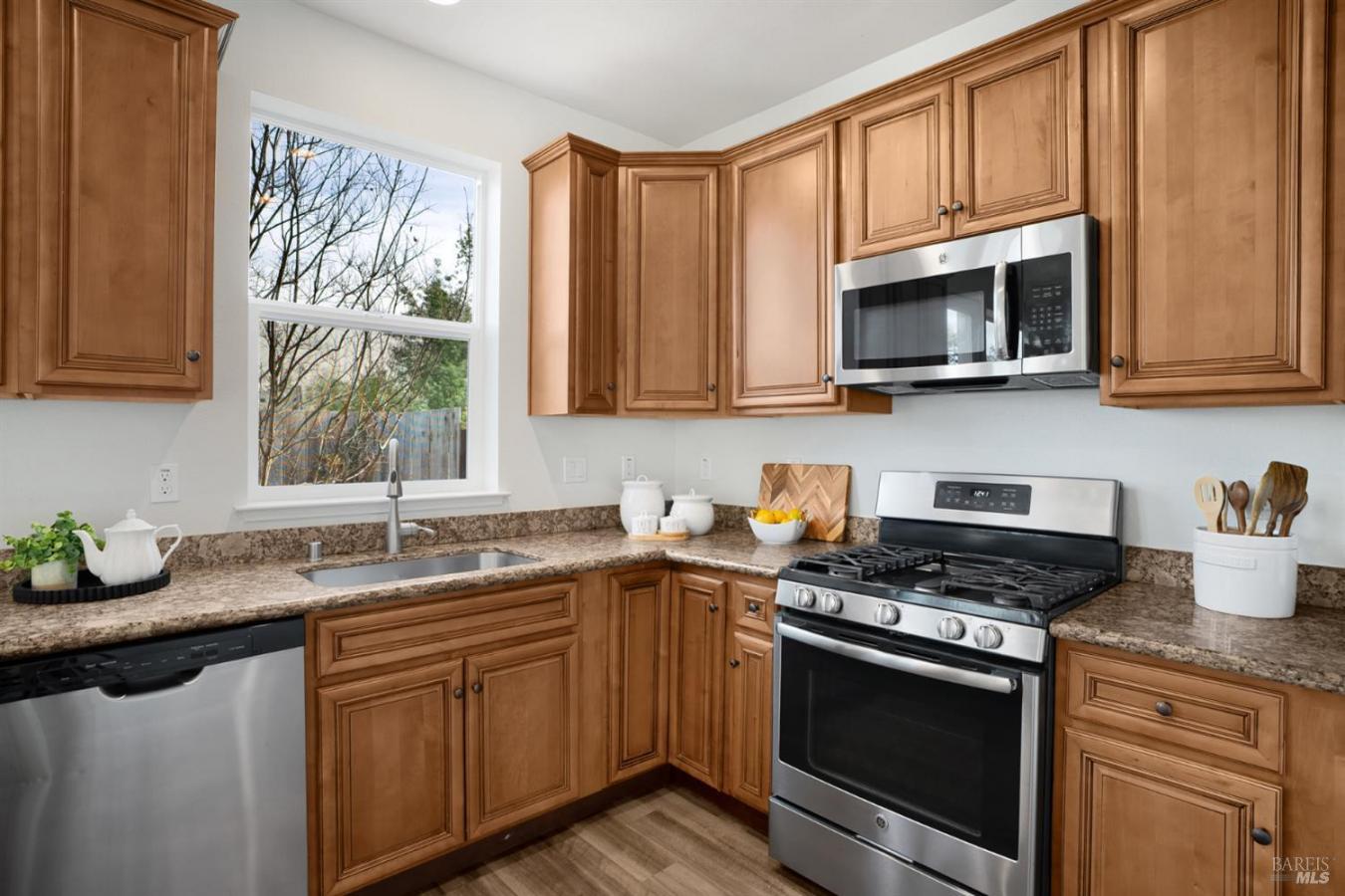 Santa Rosa, Sonoma, 95403, United States, 4 Bedrooms Bedrooms, ,2 BathroomsBathrooms,Residential,For Sale,2044434