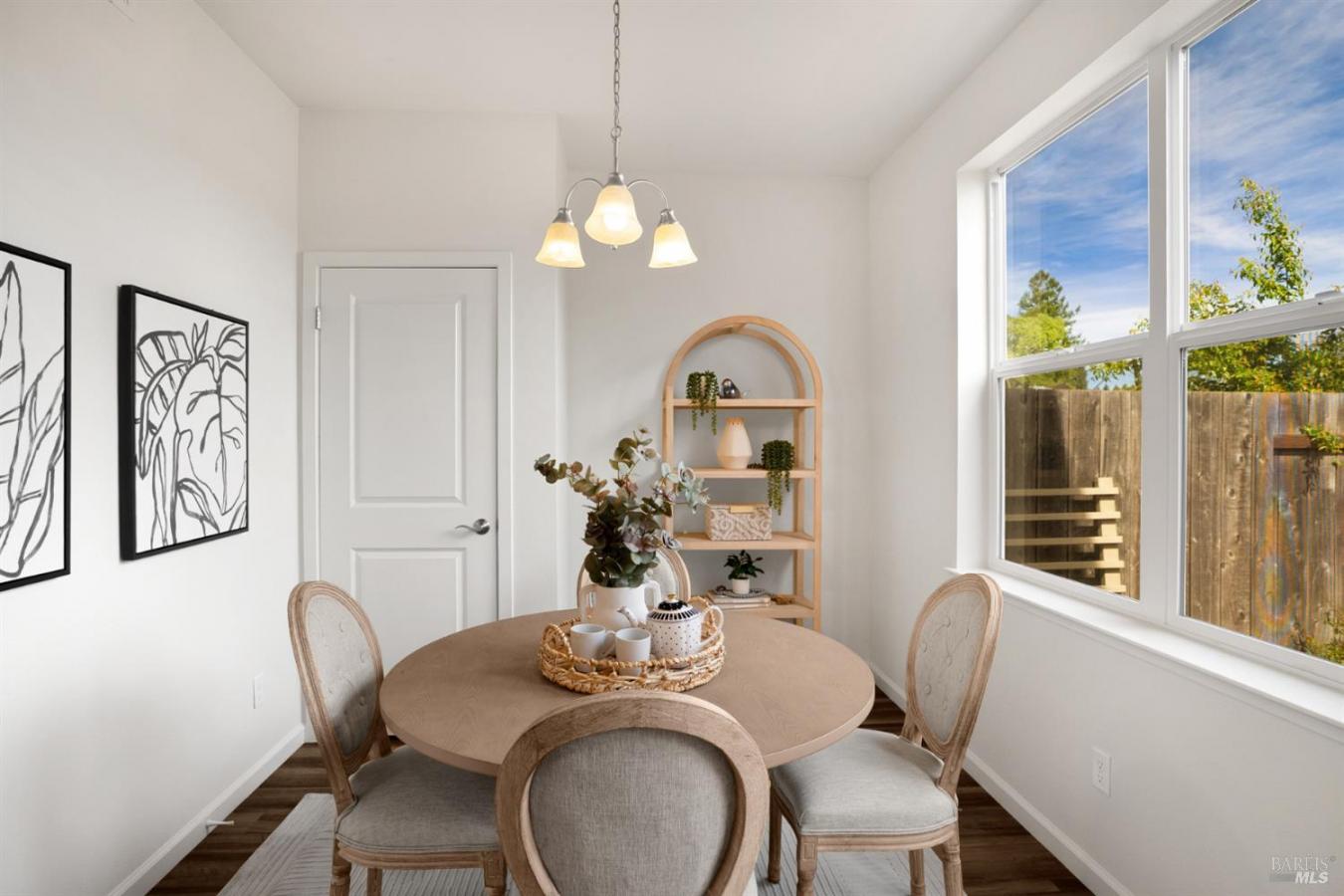 Santa Rosa, Sonoma, 95403, United States, 4 Bedrooms Bedrooms, ,2 BathroomsBathrooms,Residential,For Sale,2044434