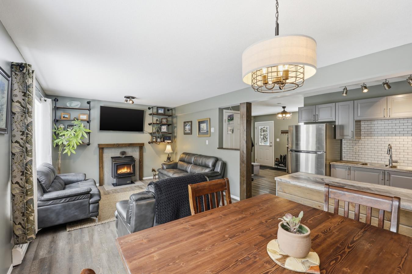 Sun Peaks, BC, V0E 5N0, Canada, ,Residential,For Sale,2044429