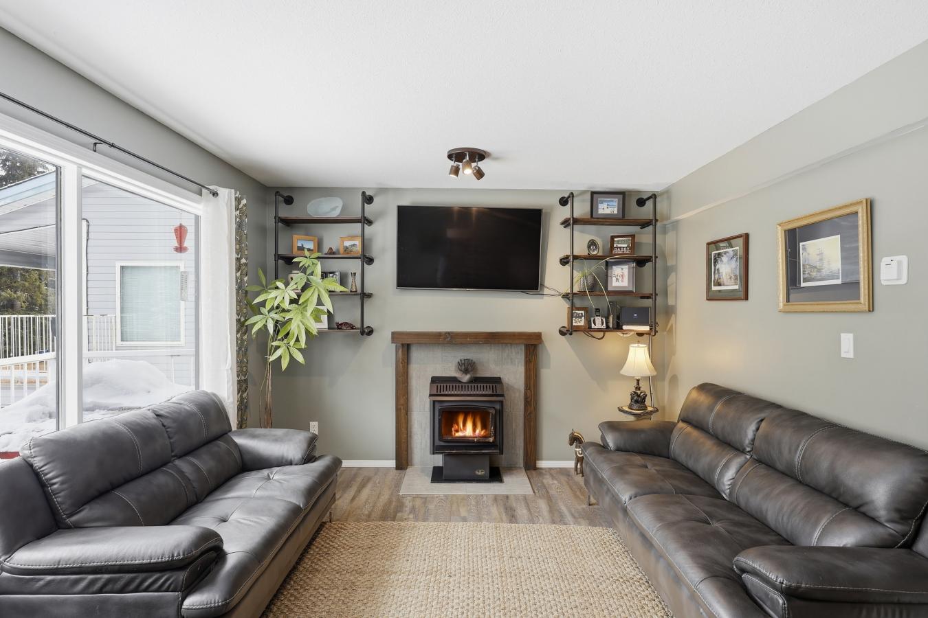Sun Peaks, BC, V0E 5N0, Canada, ,Residential,For Sale,2044429