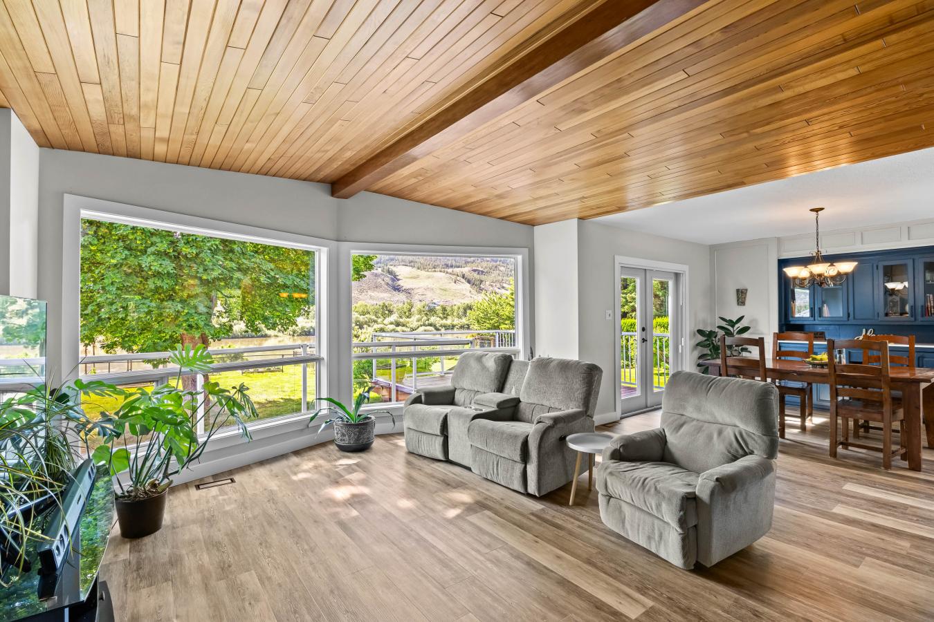 Raleigh, BC, V2H 1K8, Canada, ,Residential,For Sale,2044428