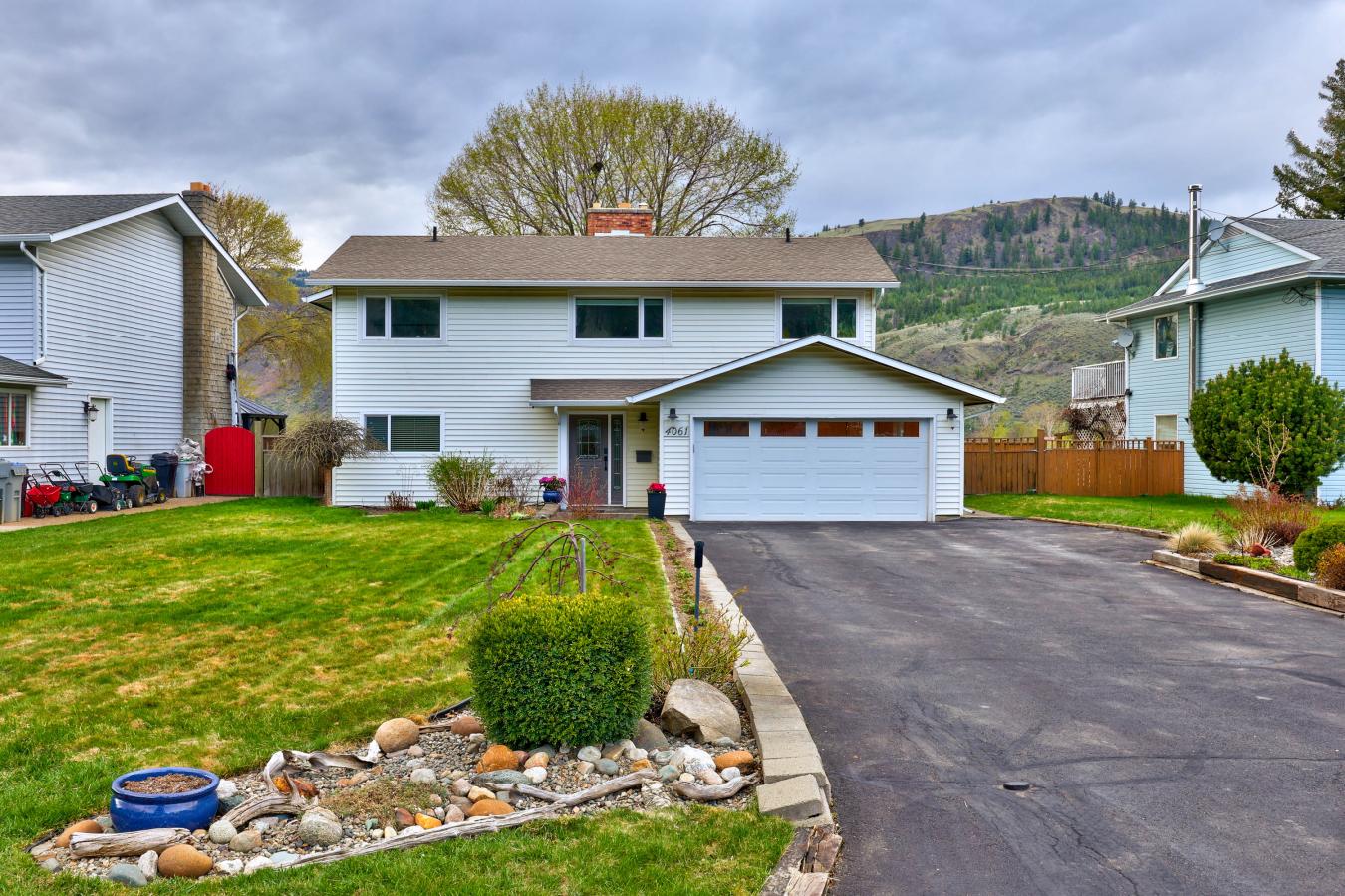 Raleigh, BC, V2H 1K8, Canada, ,Residential,For Sale,2044428