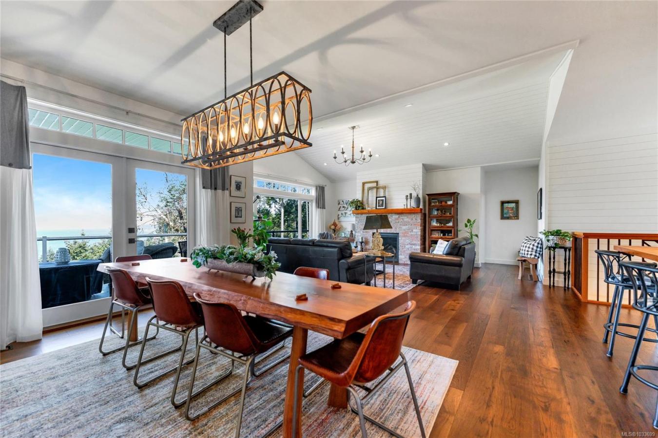 Salt Spring, Capital Regional District, V8K 2N1, Canada, 2 Bedrooms Bedrooms, ,3 BathroomsBathrooms,Residential,For Sale,2044933