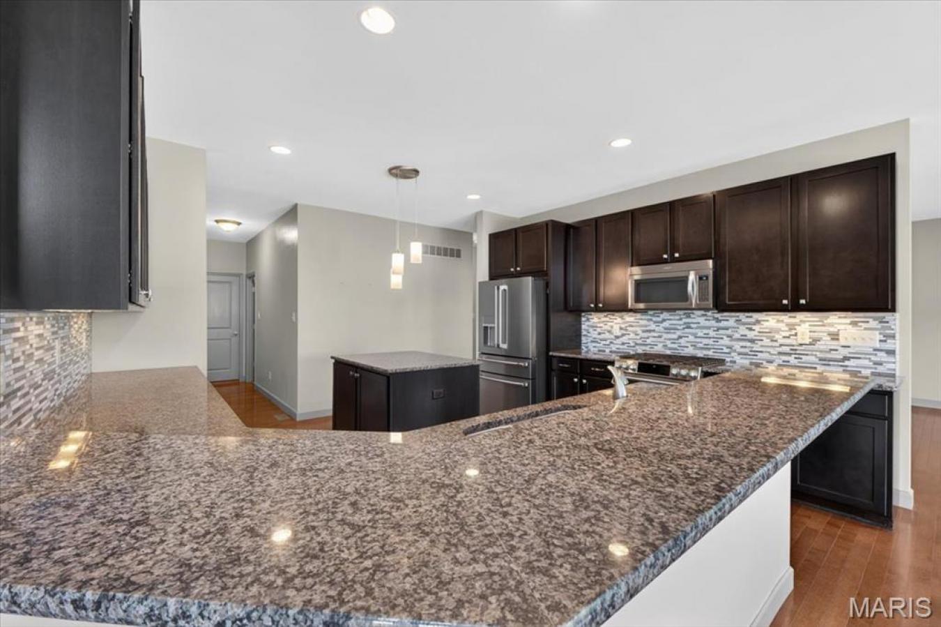 St Charles, St. Charles, 63303, United States, 5 Bedrooms Bedrooms, ,4 BathroomsBathrooms,Residential,For Sale,2044931