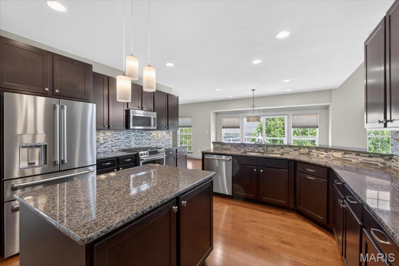St Charles, St. Charles, 63303, United States, 5 Bedrooms Bedrooms, ,4 BathroomsBathrooms,Residential,For Sale,2044931