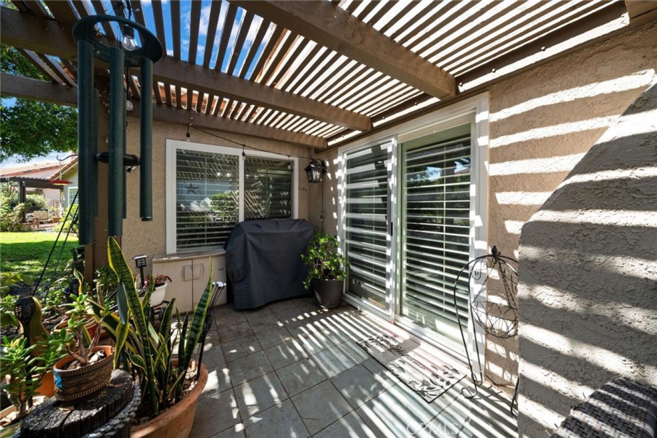 Mission Viejo, Orange, 92692, United States, 2 Bedrooms Bedrooms, ,2 BathroomsBathrooms,Residential,For Sale,2044936