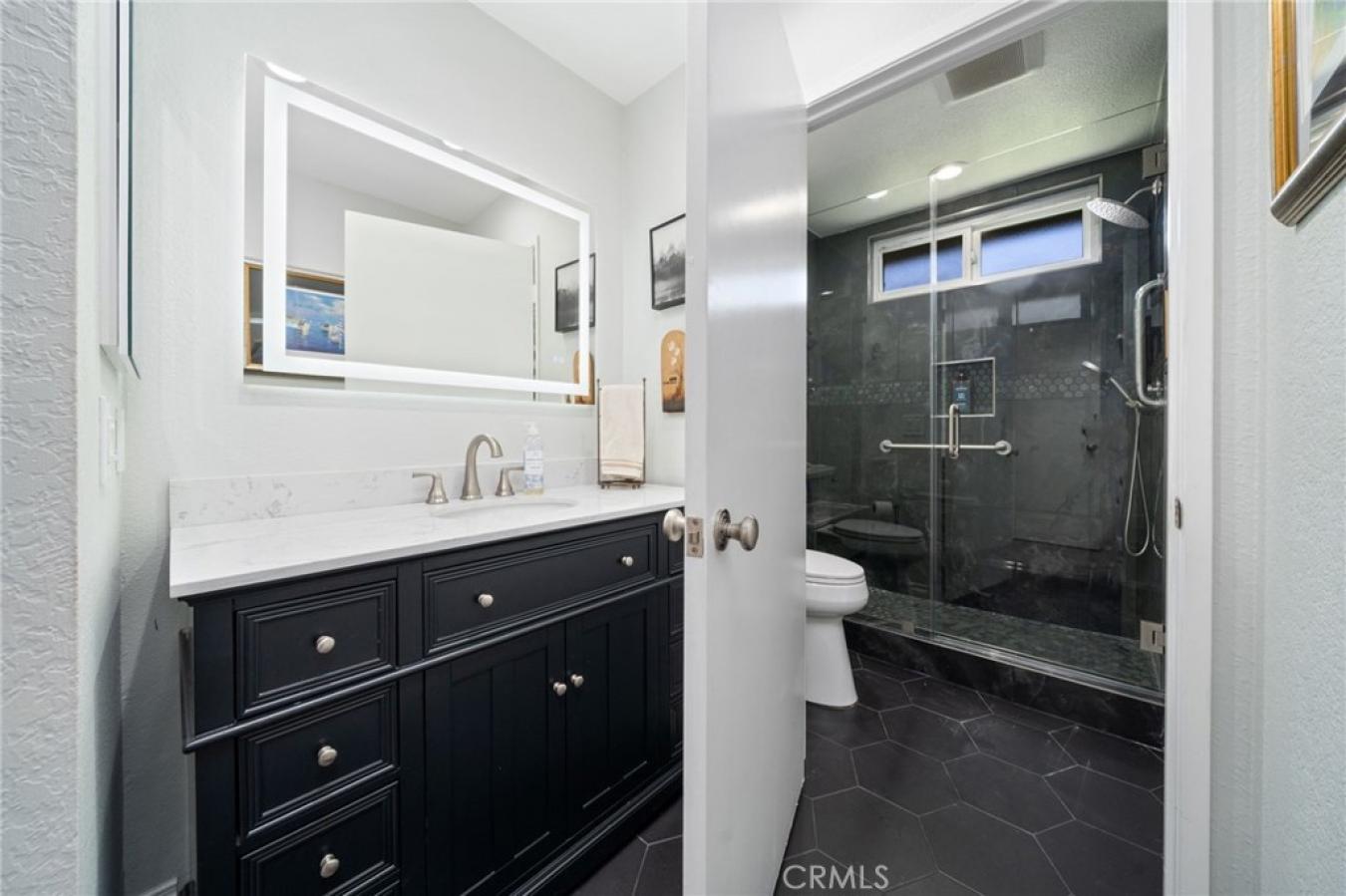 Mission Viejo, Orange, 92692, United States, 2 Bedrooms Bedrooms, ,2 BathroomsBathrooms,Residential,For Sale,2044936