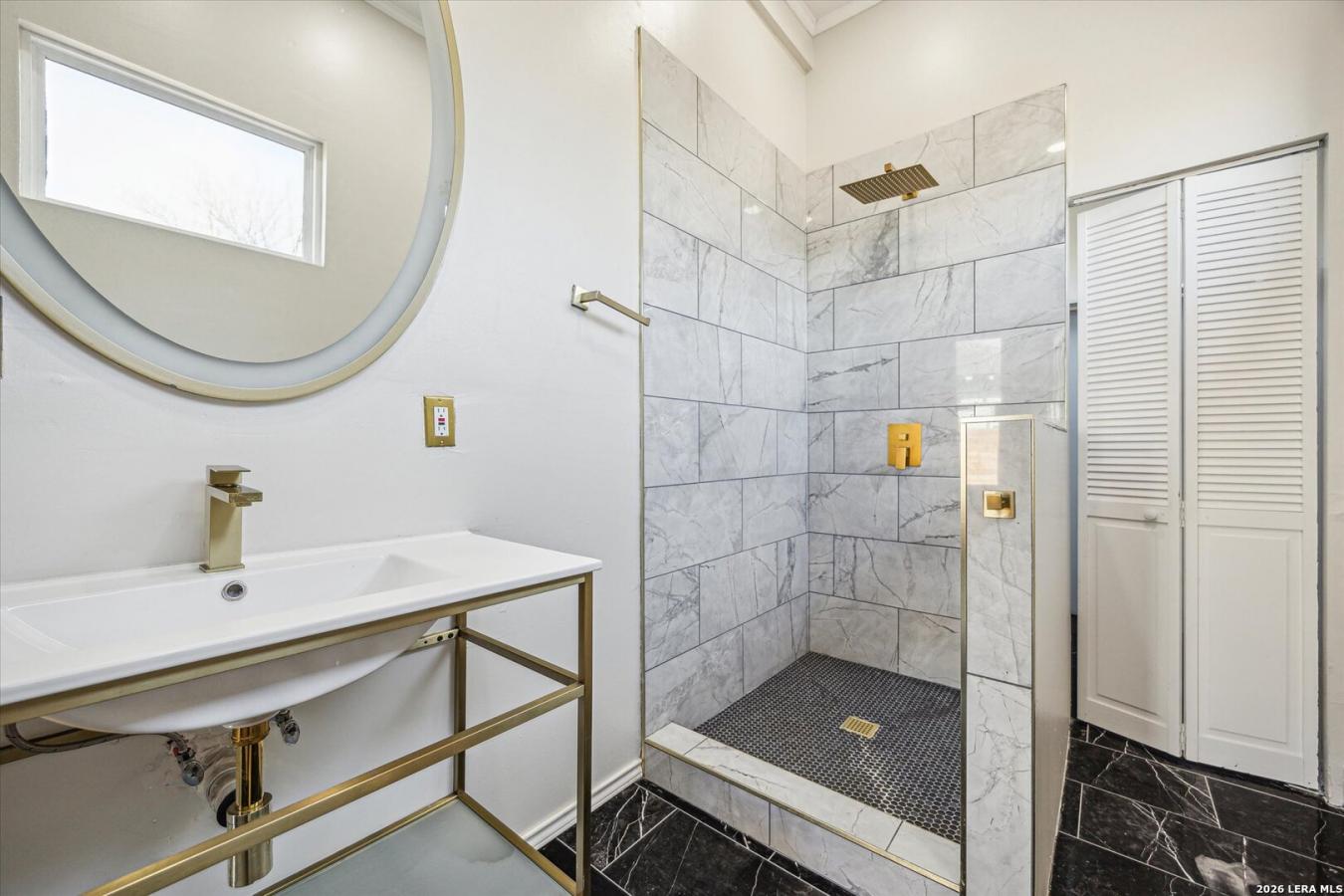 417 Warren Street, San Antonio, Bexar, 78212, United States, 3 Bedrooms Bedrooms, ,2 BathroomsBathrooms,Residential,For Sale,417 Warren Street,226671