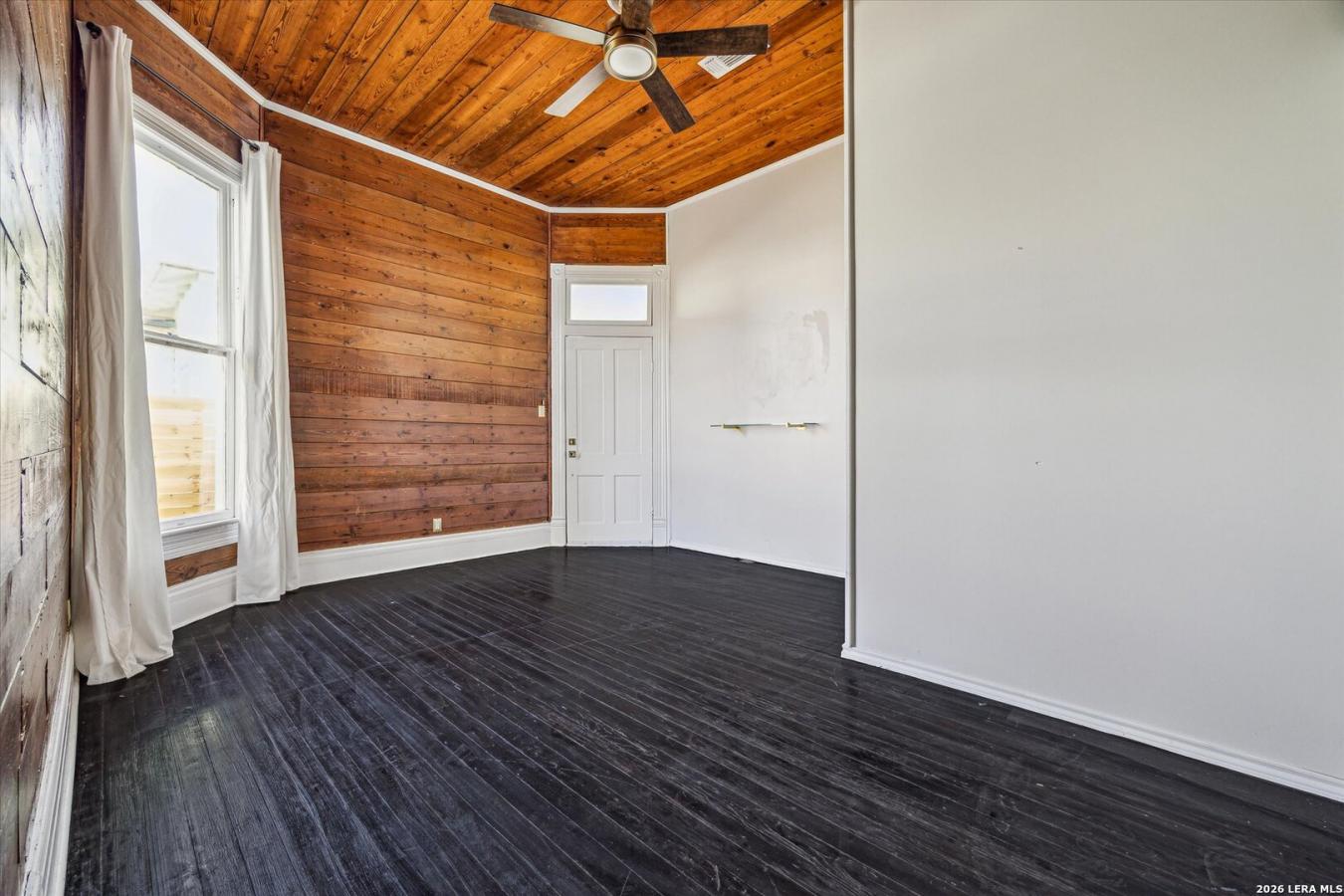 417 Warren Street, San Antonio, Bexar, 78212, United States, 3 Bedrooms Bedrooms, ,2 BathroomsBathrooms,Residential,For Sale,417 Warren Street,226671