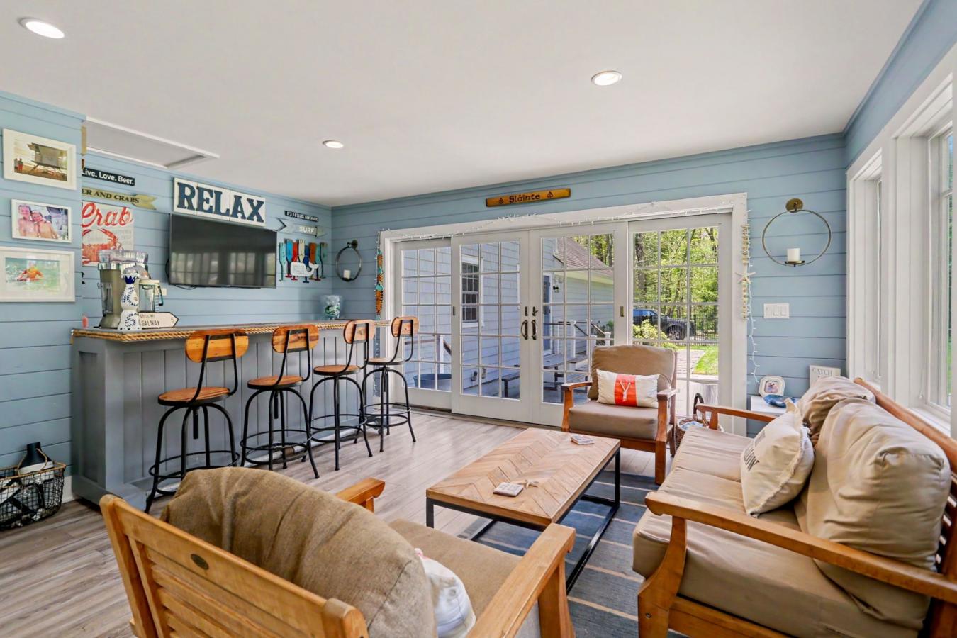 Westport, Fairfield, 06880, United States, 4 Bedrooms Bedrooms, ,3 BathroomsBathrooms,Residential,For Sale,2044928