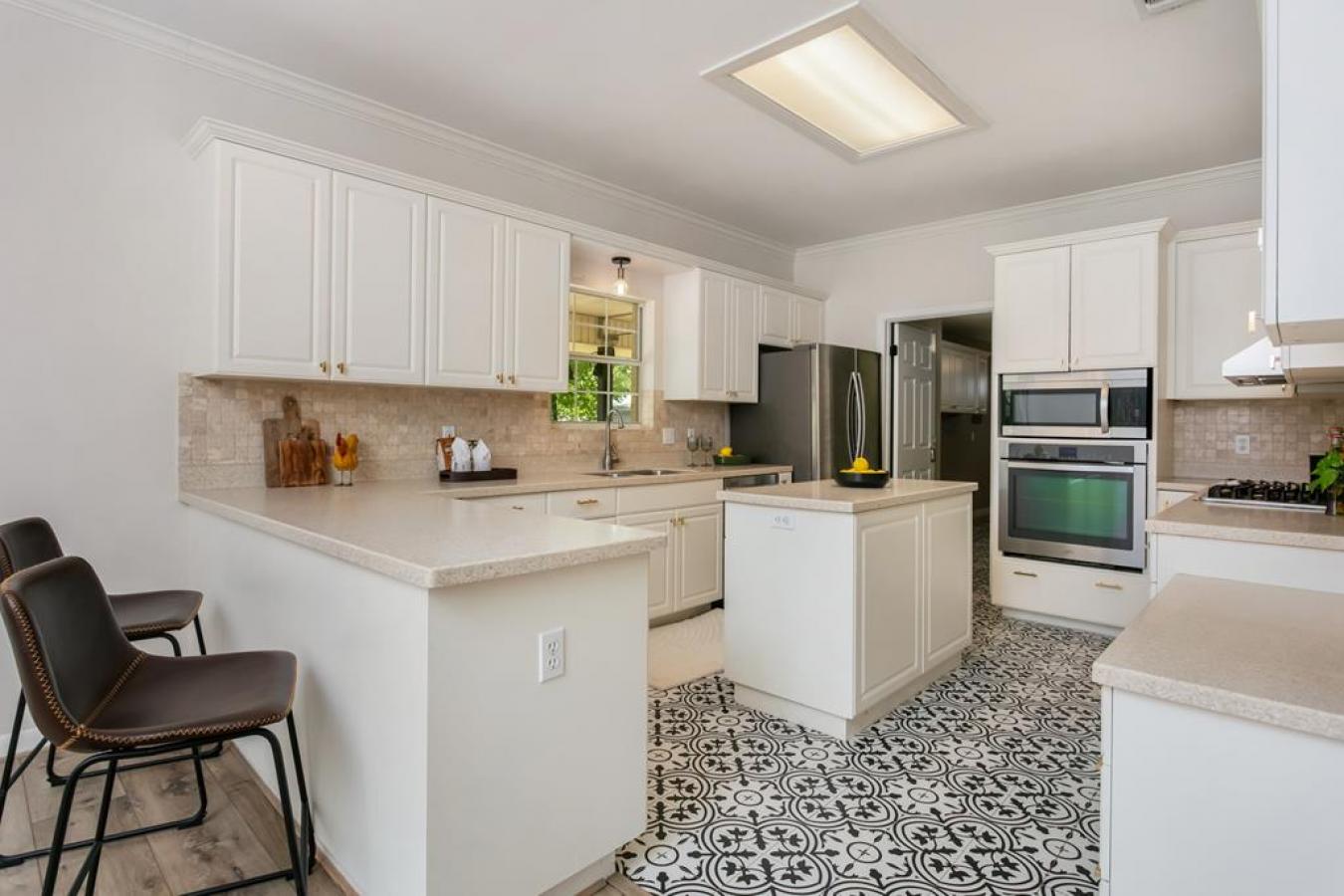 Fredericksburg, Gillespie, 78624, United States, 3 Bedrooms Bedrooms, ,Residential,For Sale,2044926