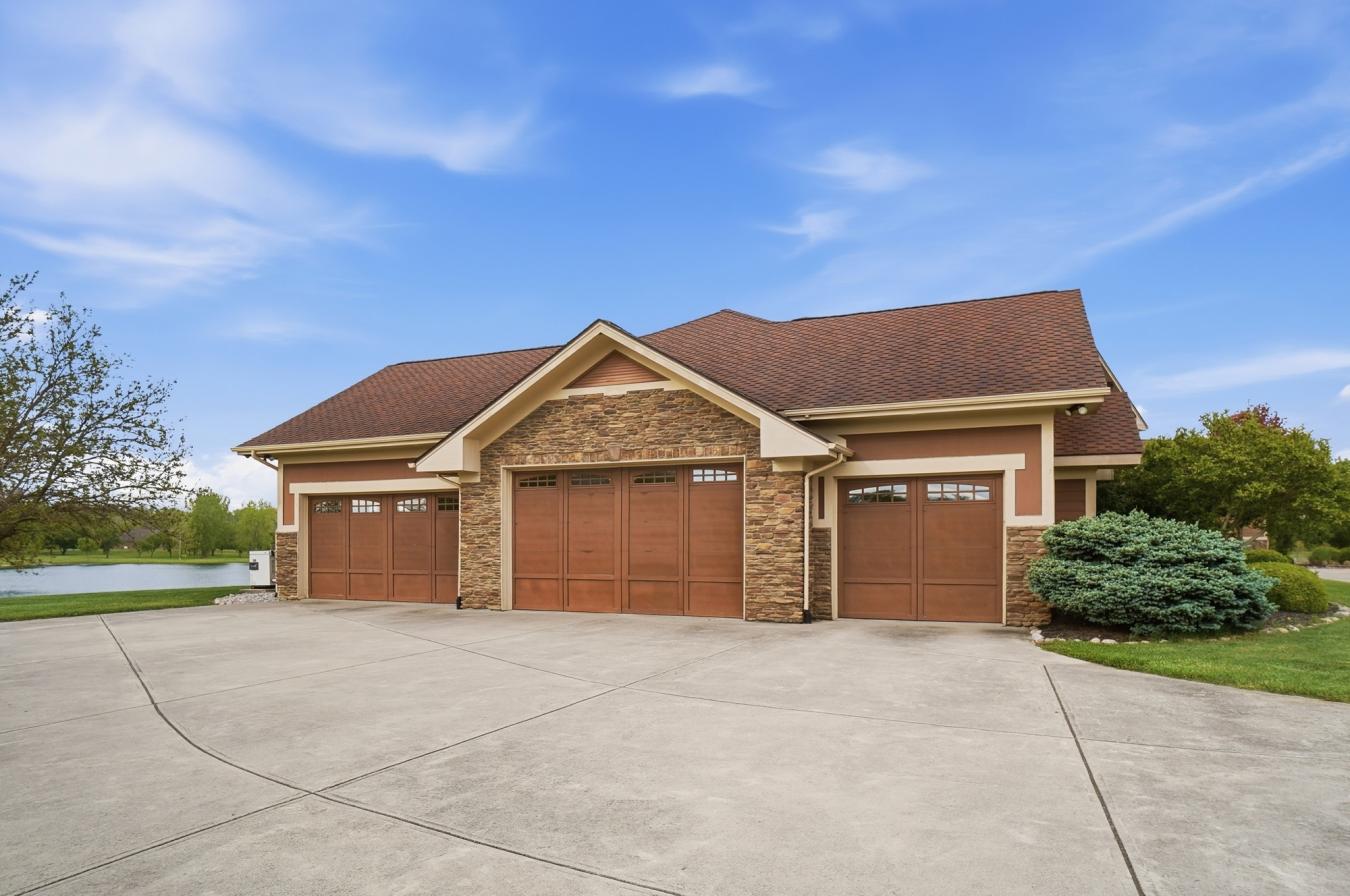 Piqua, Ohio, 45356, United States, 6 Bedrooms Bedrooms, ,6 BathroomsBathrooms,Residential,For Sale,2044922