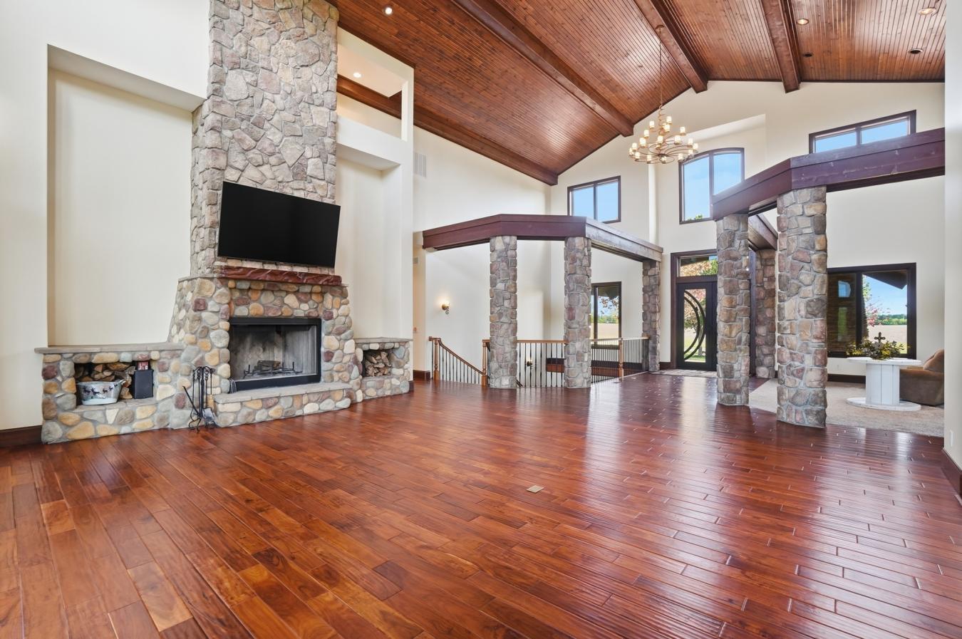 Piqua, Ohio, 45356, United States, 6 Bedrooms Bedrooms, ,6 BathroomsBathrooms,Residential,For Sale,2044922